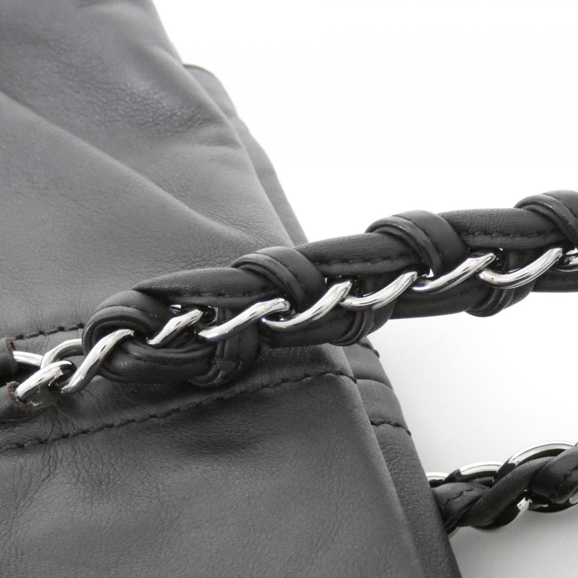 Leather Shoulder Bag (Pre-Owned) - Chanel - Modalova