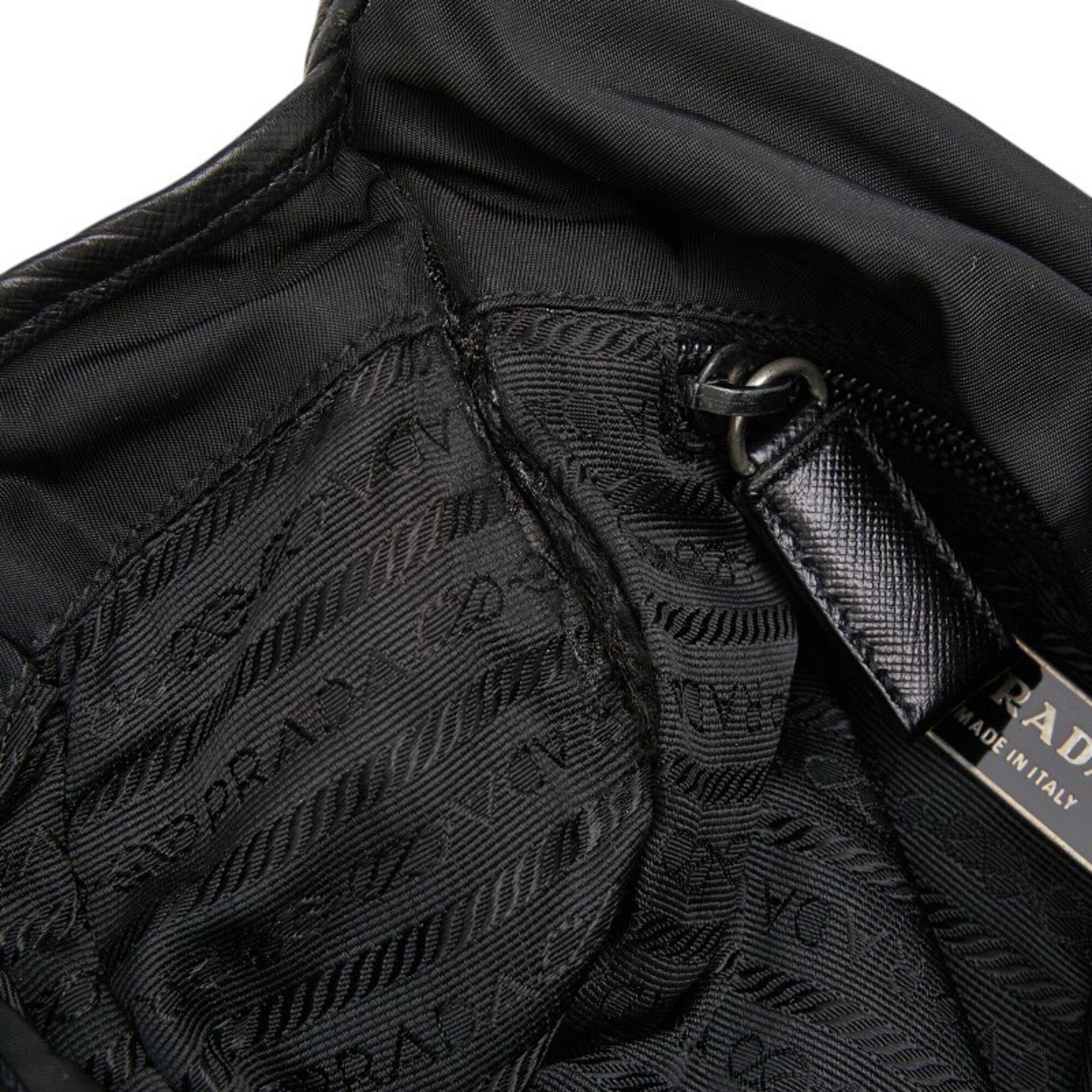 Nylon Shoulder Bag (Pre-Owned) - Prada - Modalova