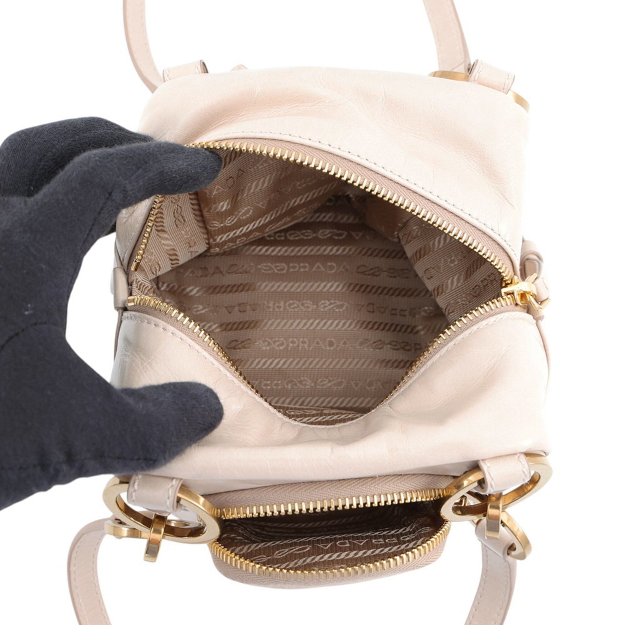 Leather Handbag (Pre-Owned) - Prada - Modalova