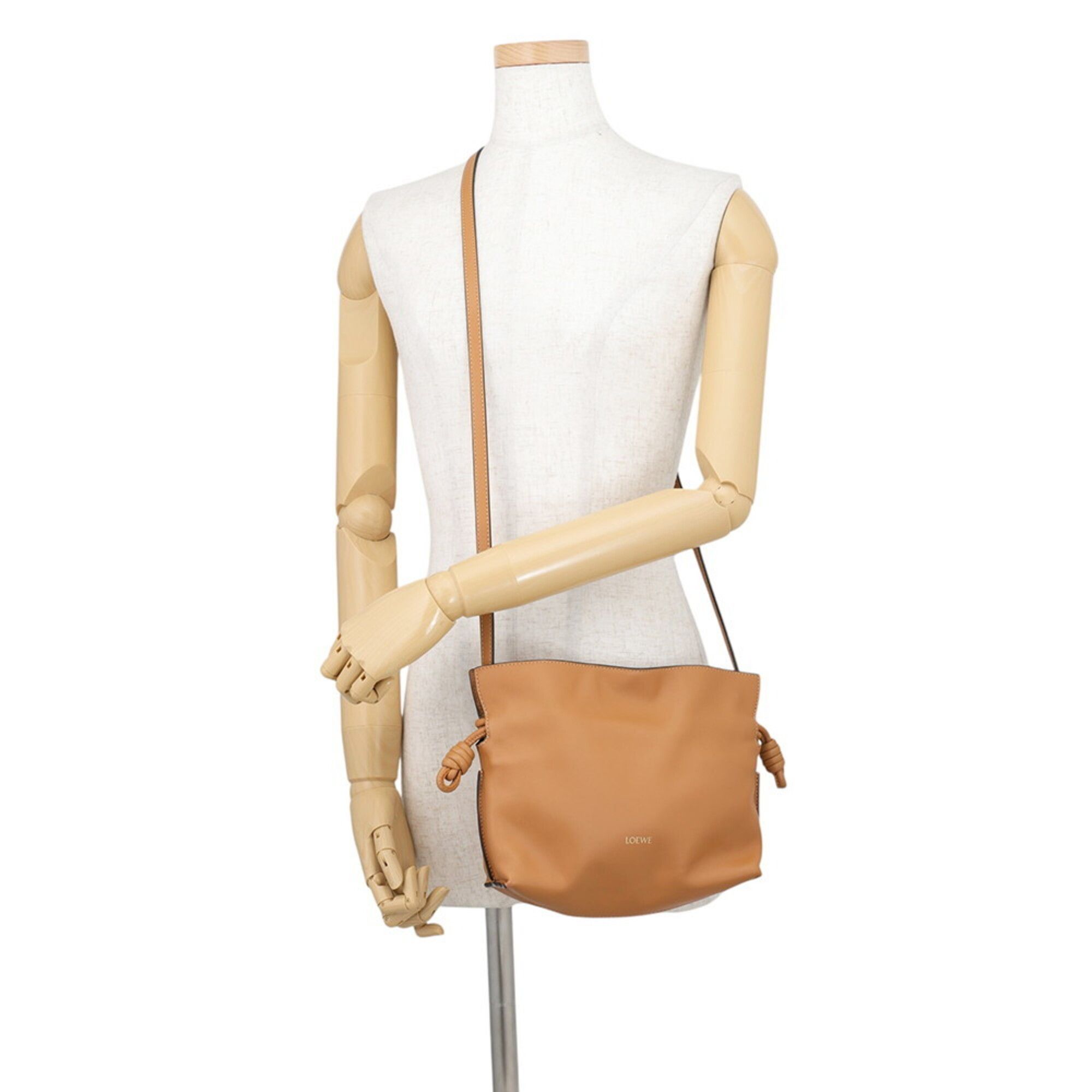 Leather Shoulder Bag (Pre-Owned) - Loewe - Modalova