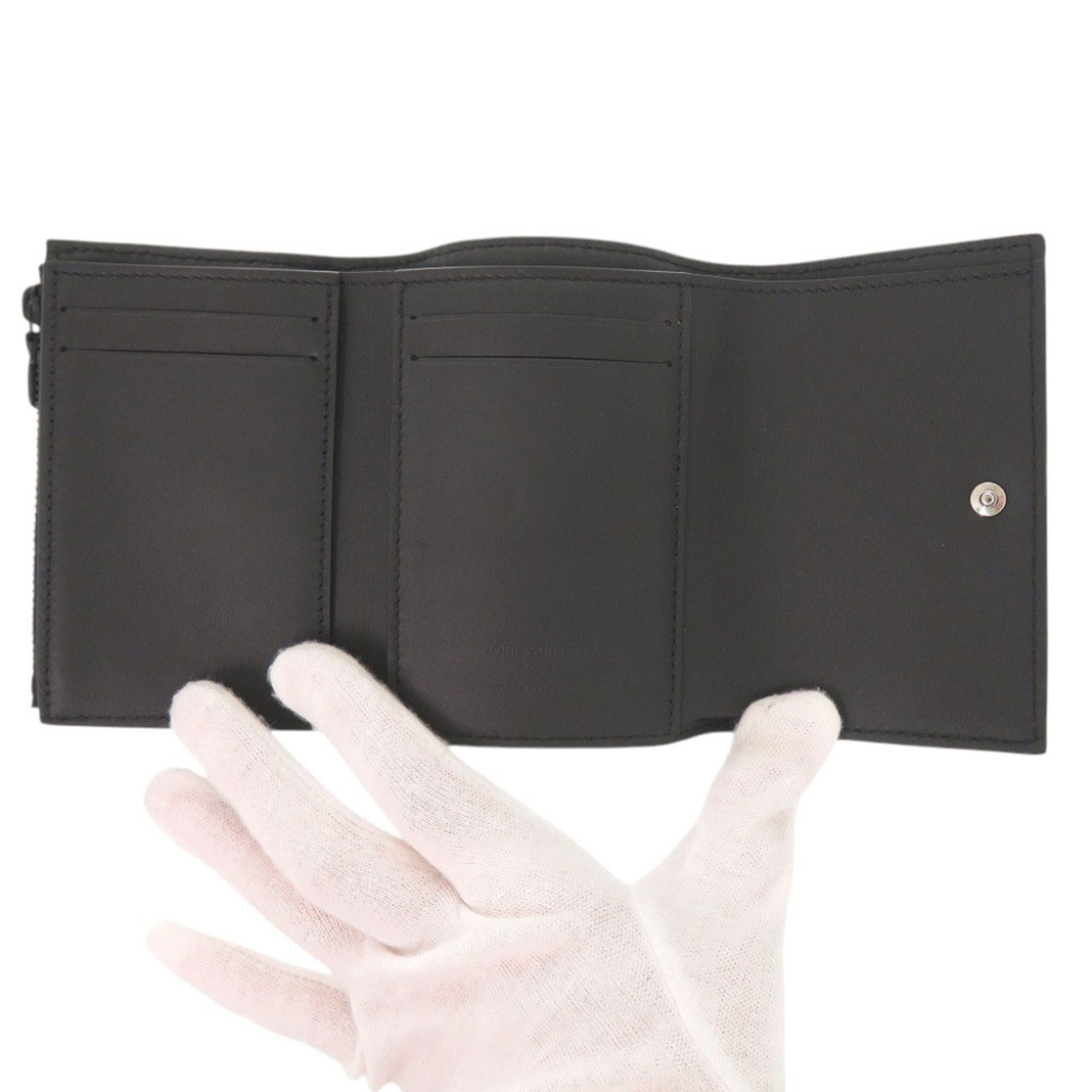 Monogram Shadow Leather Wallet (Tri-Fold) (Pre-Owned) - Louis Vuitton - Modalova