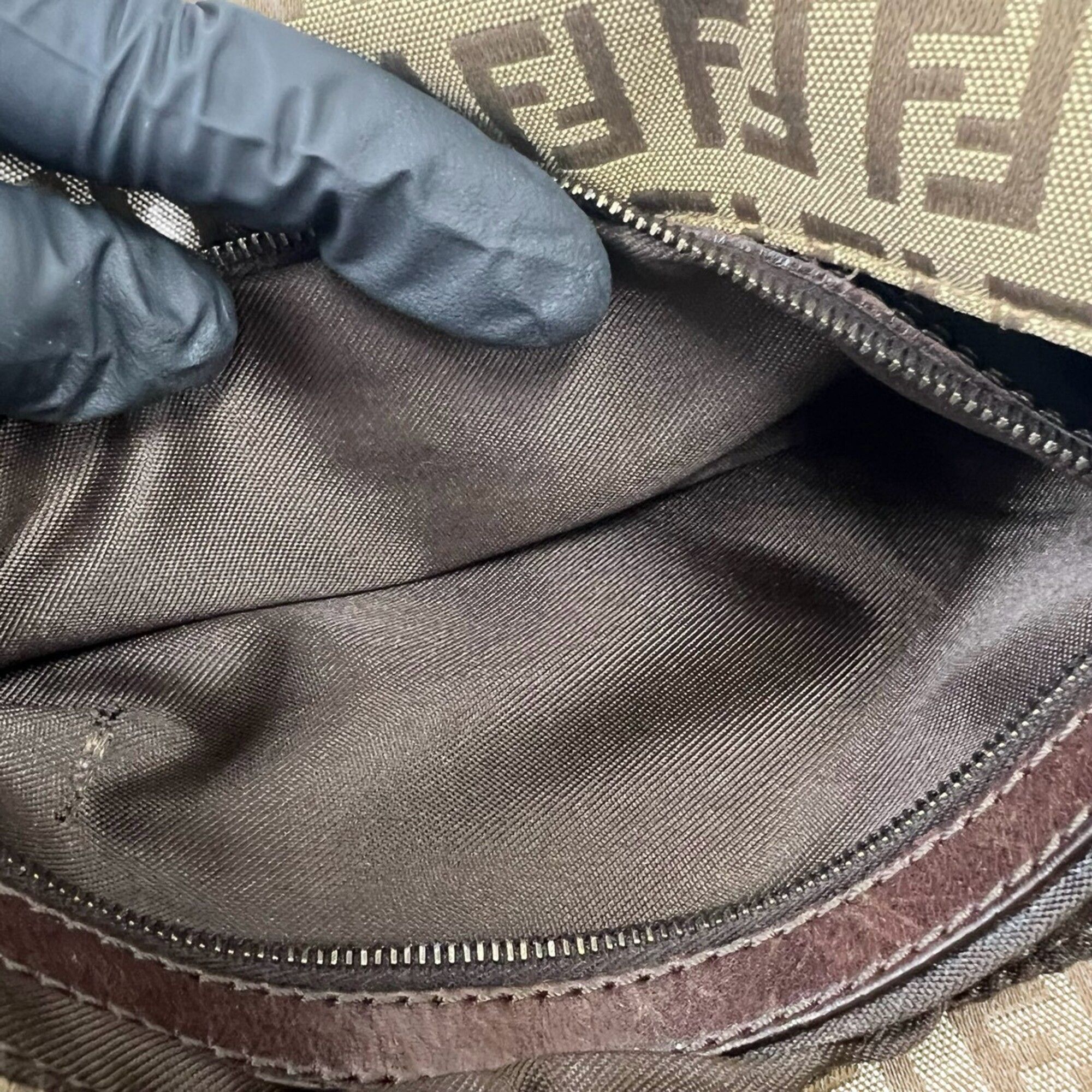 Canvas Leather Shoulder Bag (Pre-Owned) - Fendi - Modalova