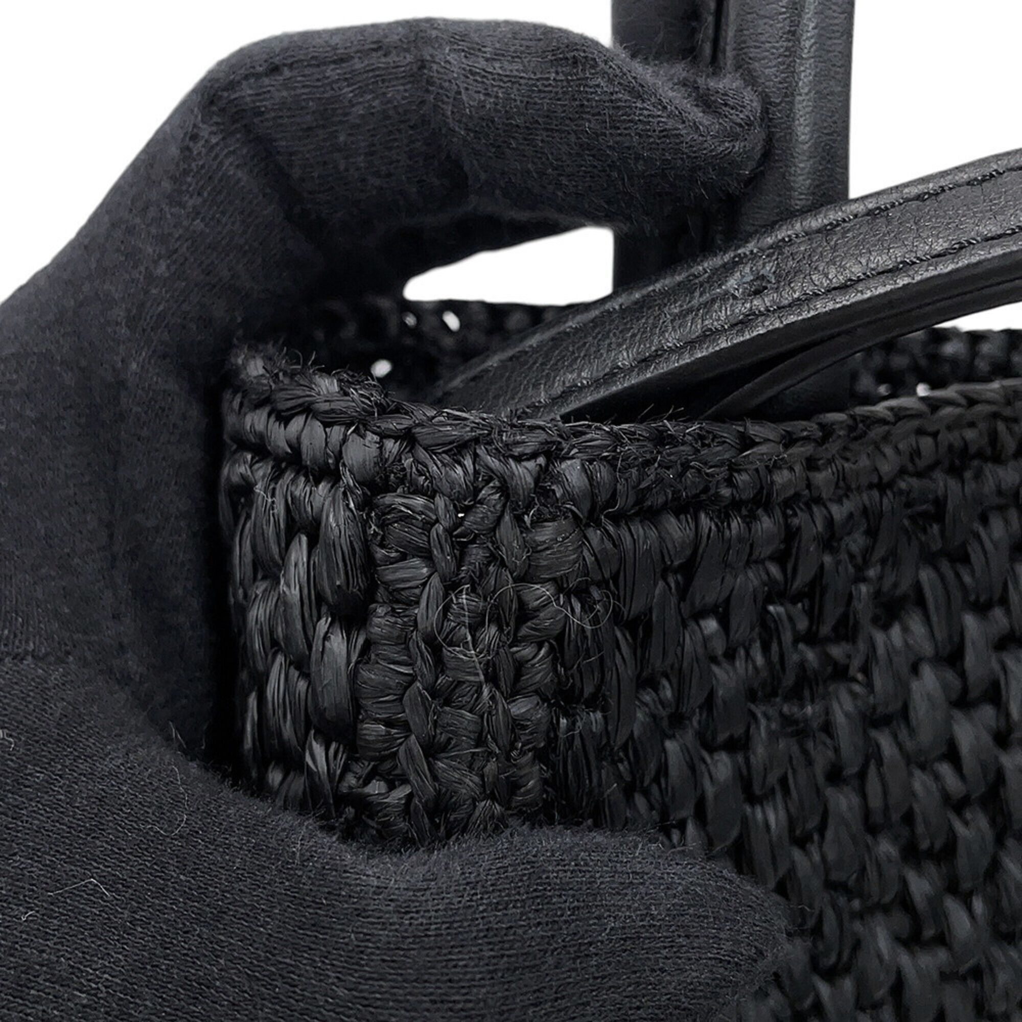 Raffia Leather Handbag (Pre-Owned) - Loewe - Modalova