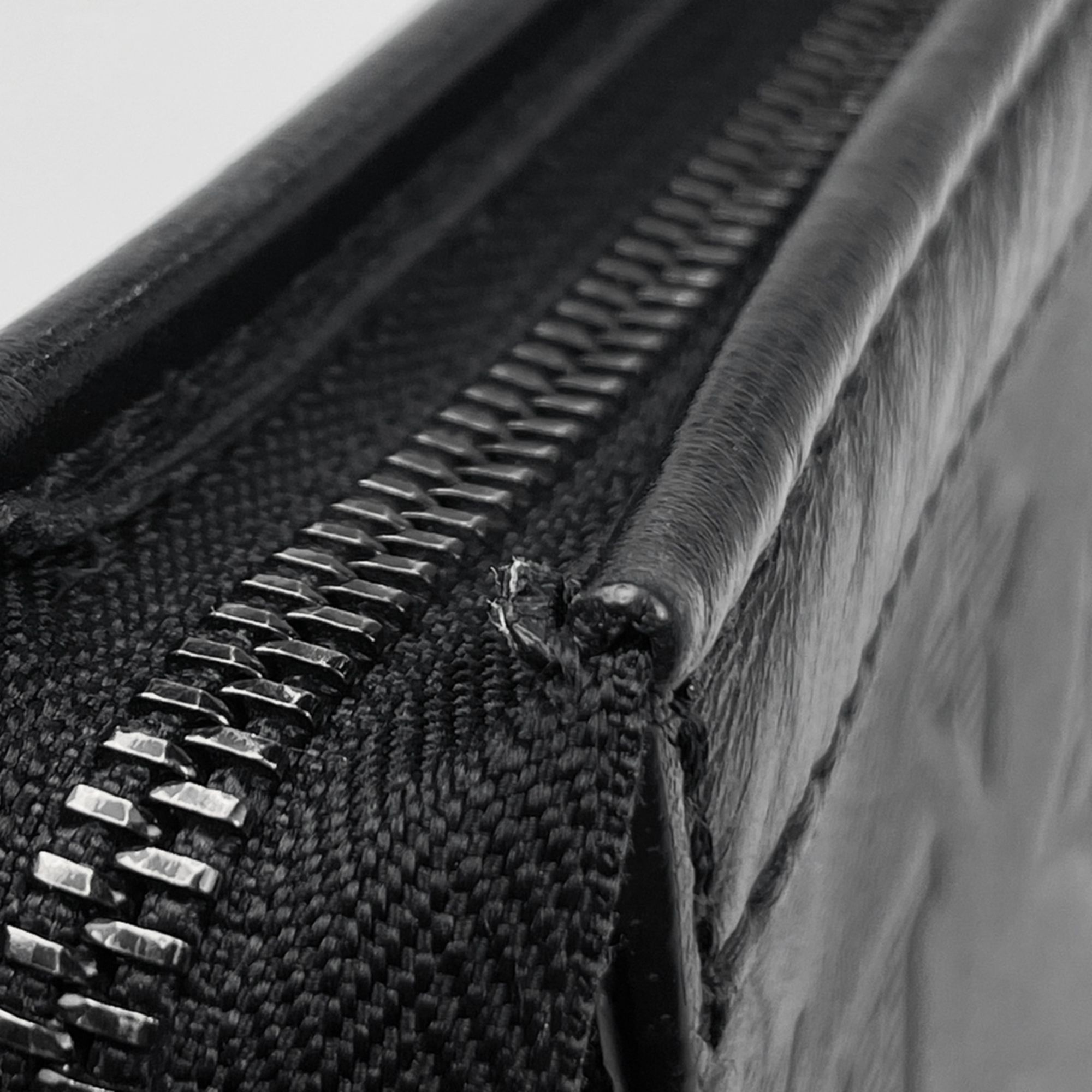 Monogram Shadow Monogram Shadow Shoulder Bag (Pre-Owned) - Louis Vuitton - Modalova