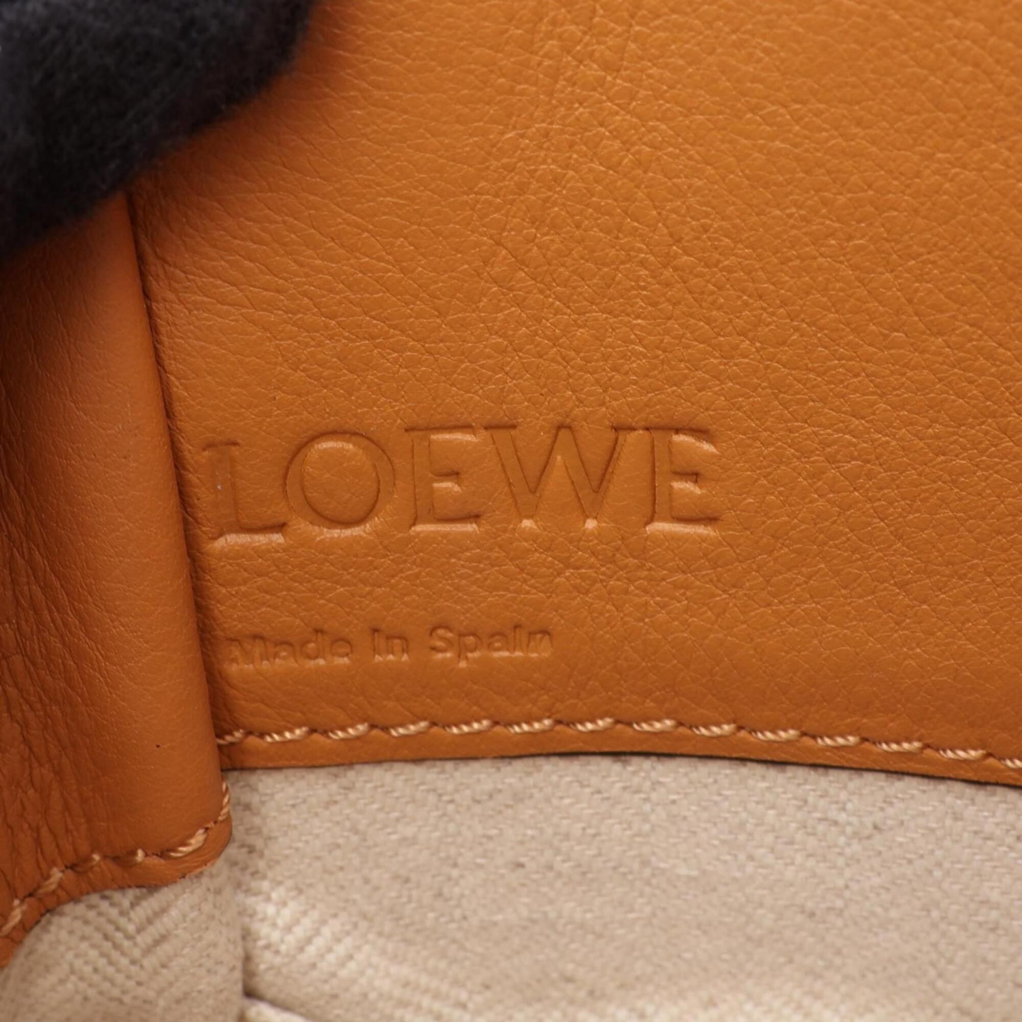 Hammock Leather Handbag (Pre-Owned) - Loewe - Modalova