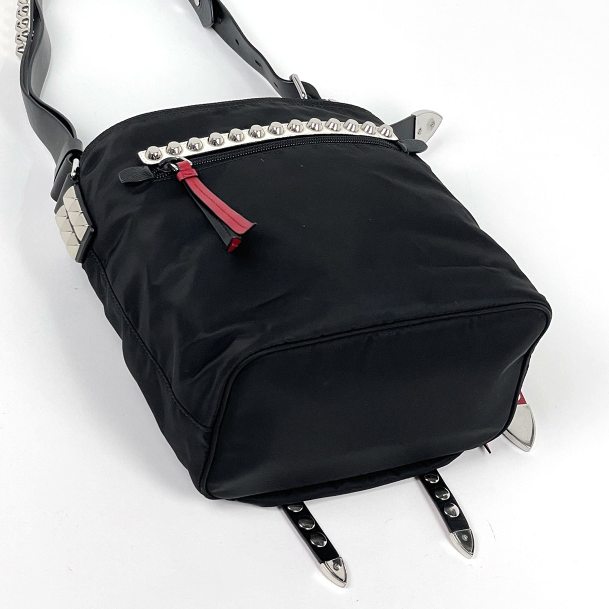 Nylon Shoulder Bag (Pre-Owned) - Prada - Modalova