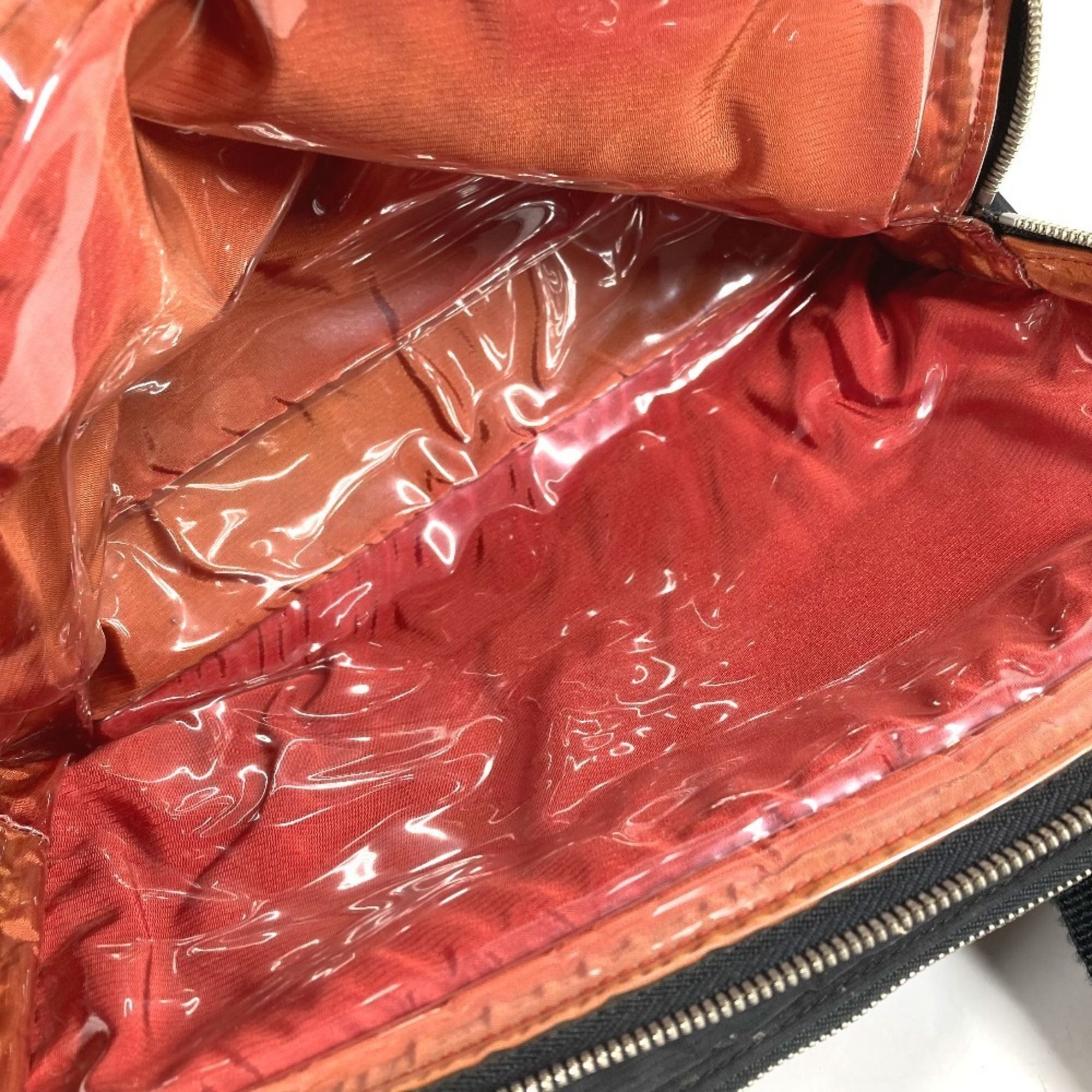 Travel Line Nylon Handbag (Pre-Owned) - Chanel - Modalova