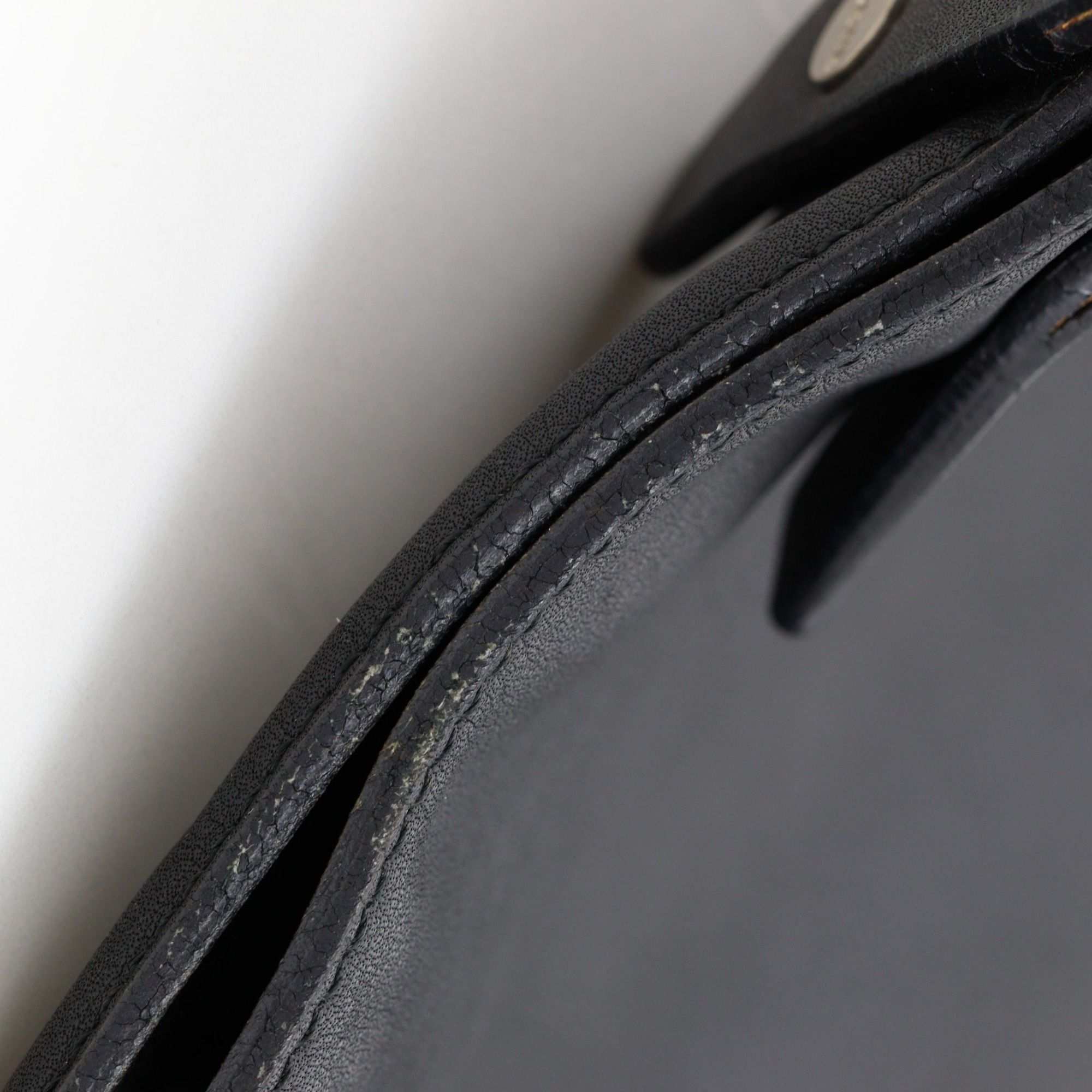 Leather Shoulder Bag (Pre-Owned) - Loewe - Modalova