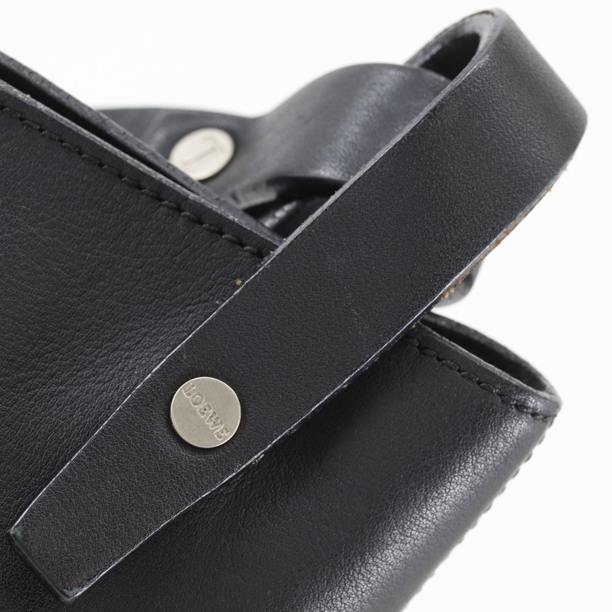 Leather Shoulder Bag (Pre-Owned) - Loewe - Modalova