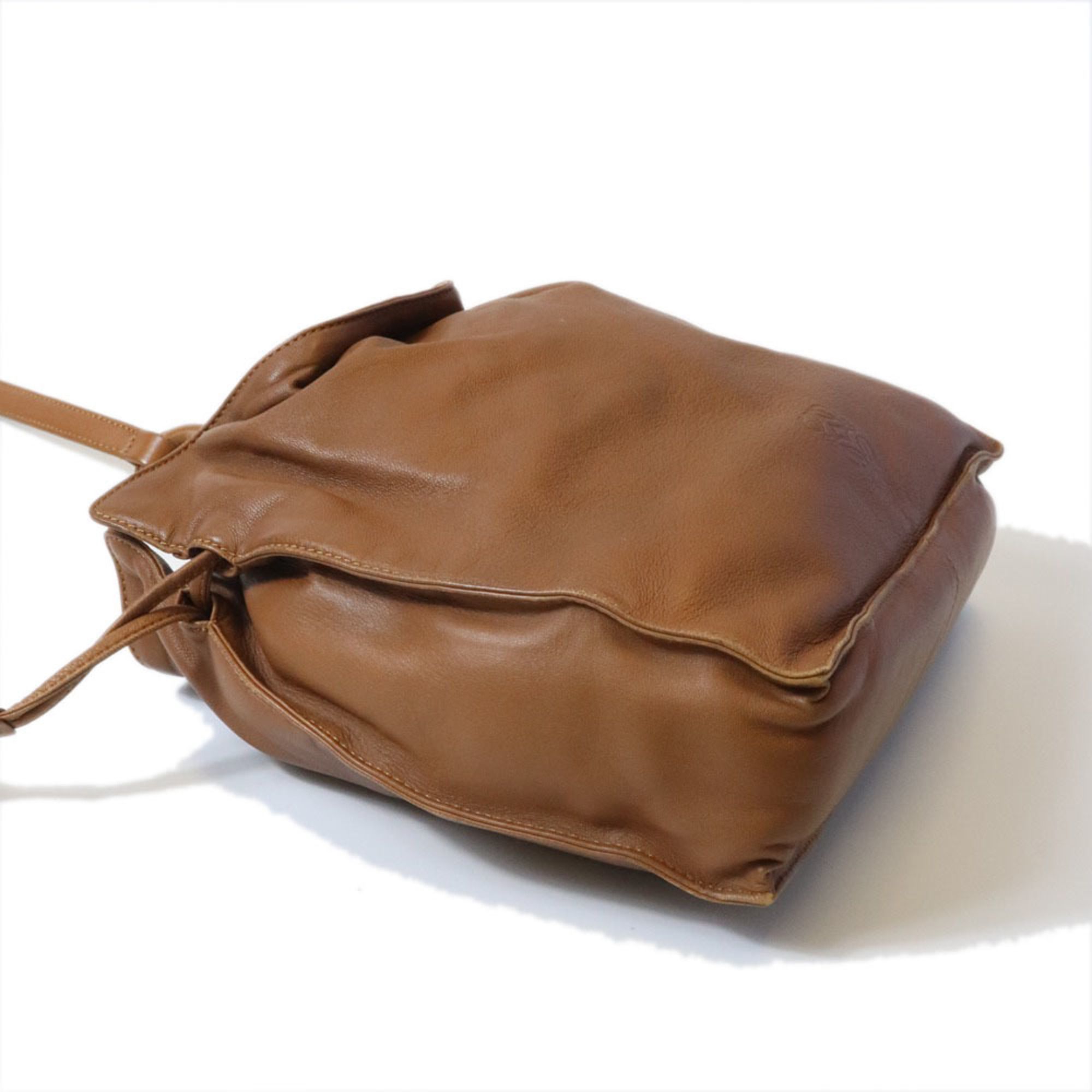 Leather Shoulder Bag (Pre-Owned) - Loewe - Modalova