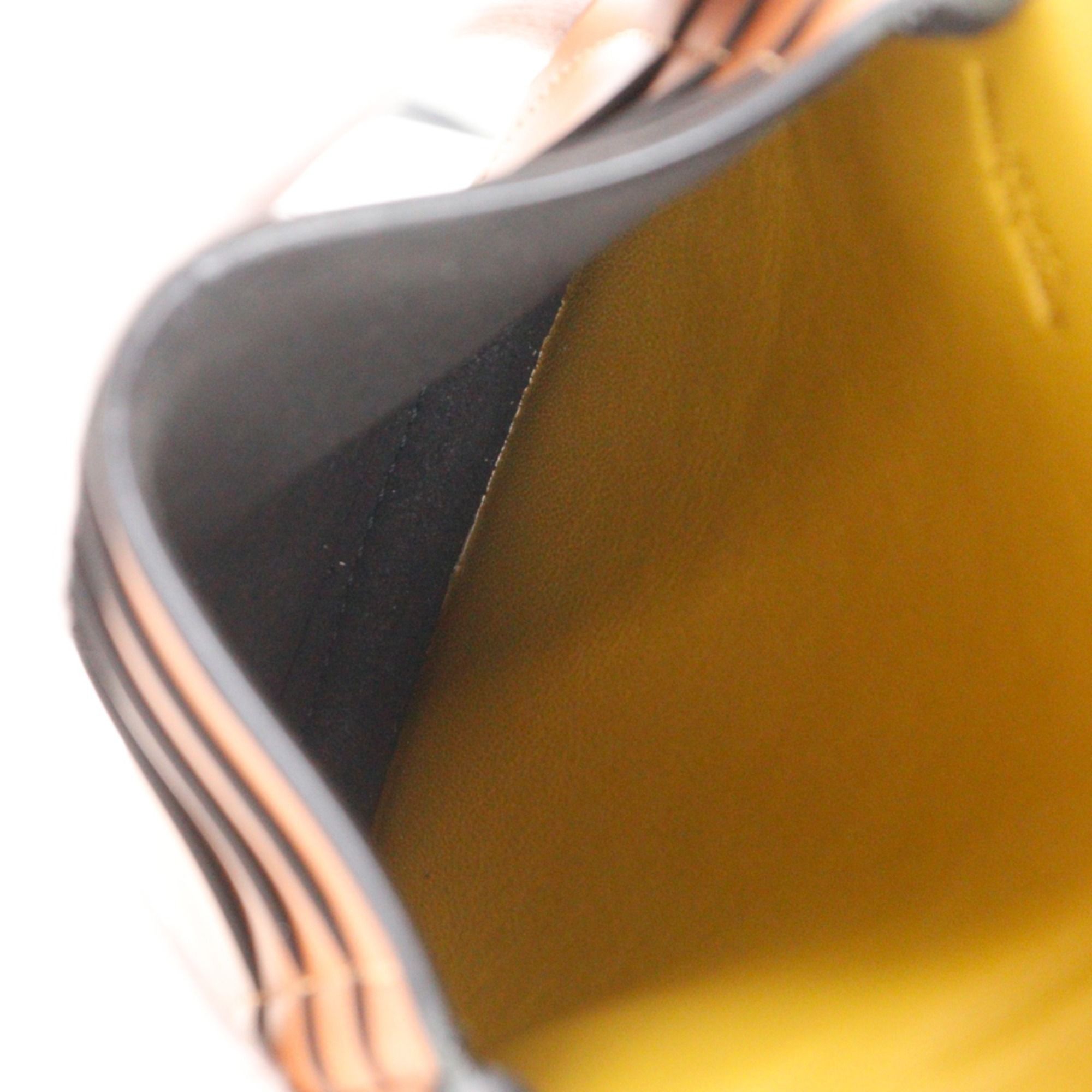 Leather Pochette Pouch Shoulder Bag (Pre-Owned) - Loewe - Modalova