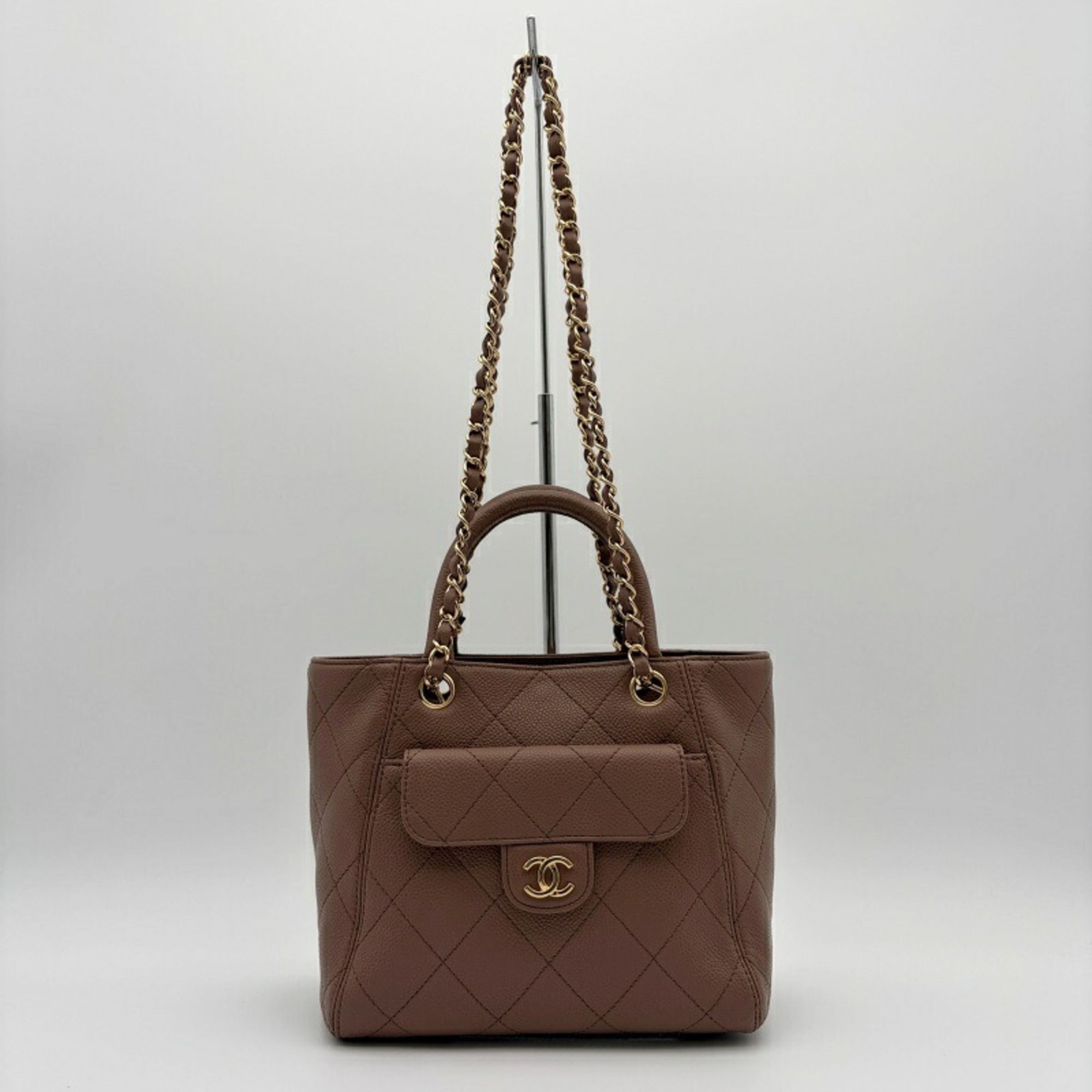 Leather Shoulder Bag (Pre-Owned) - Chanel - Modalova
