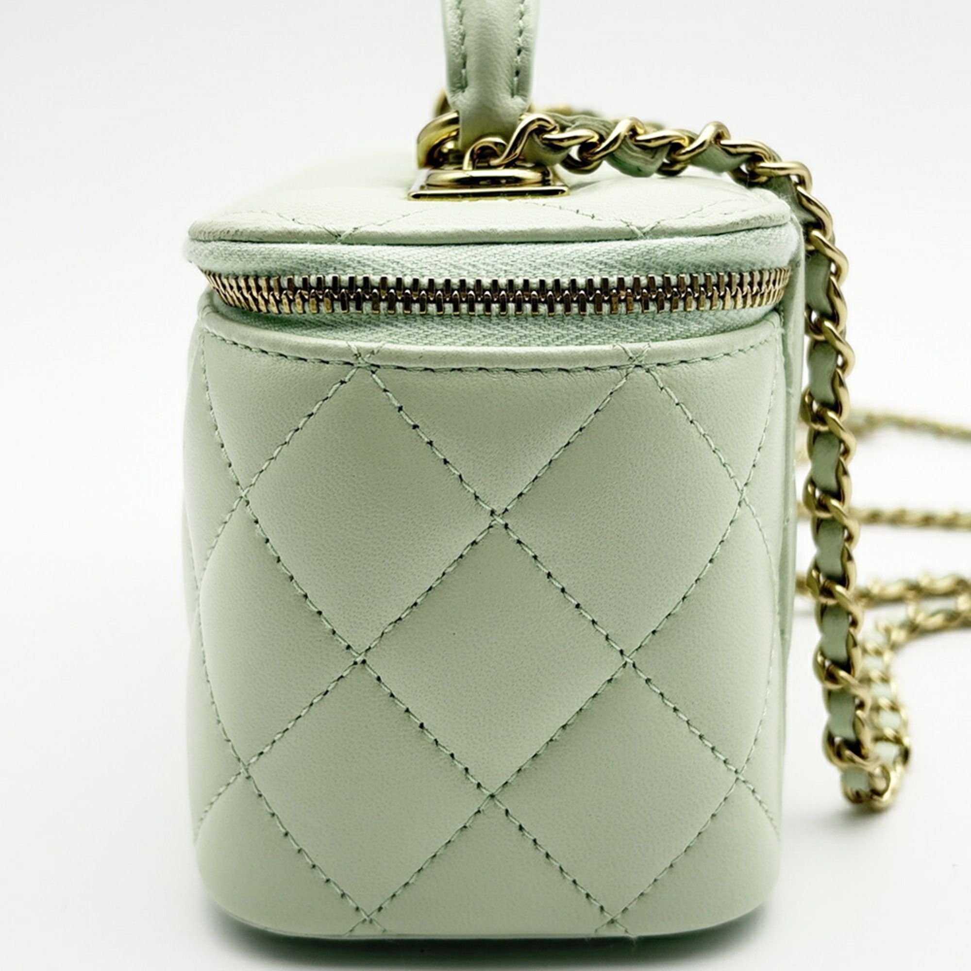 Leather Shoulder Bag (Pre-Owned) - Chanel - Modalova
