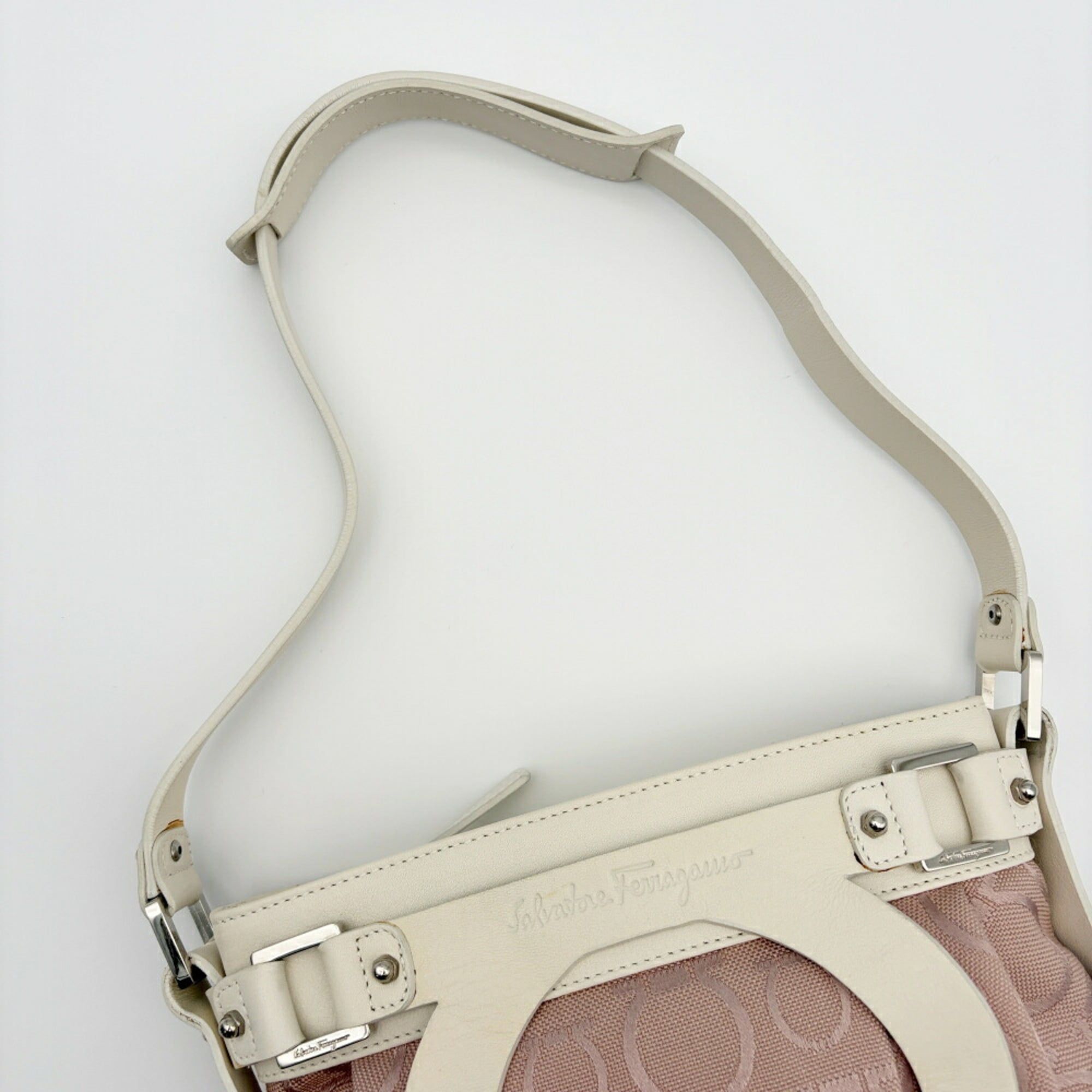 Canvas Leather Shoulder Bag (Pre-Owned) - Salvatore Ferragamo - Modalova