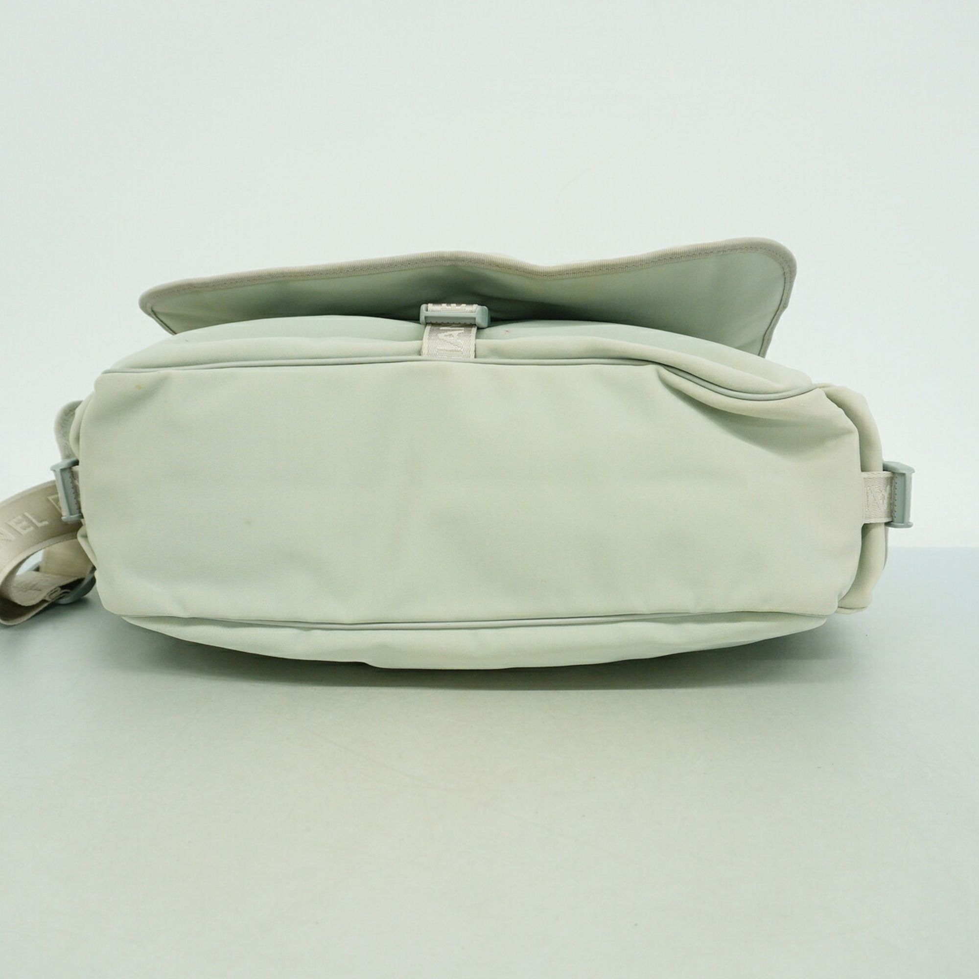 Nylon Shoulder Bag (Pre-Owned) - Chanel - Modalova