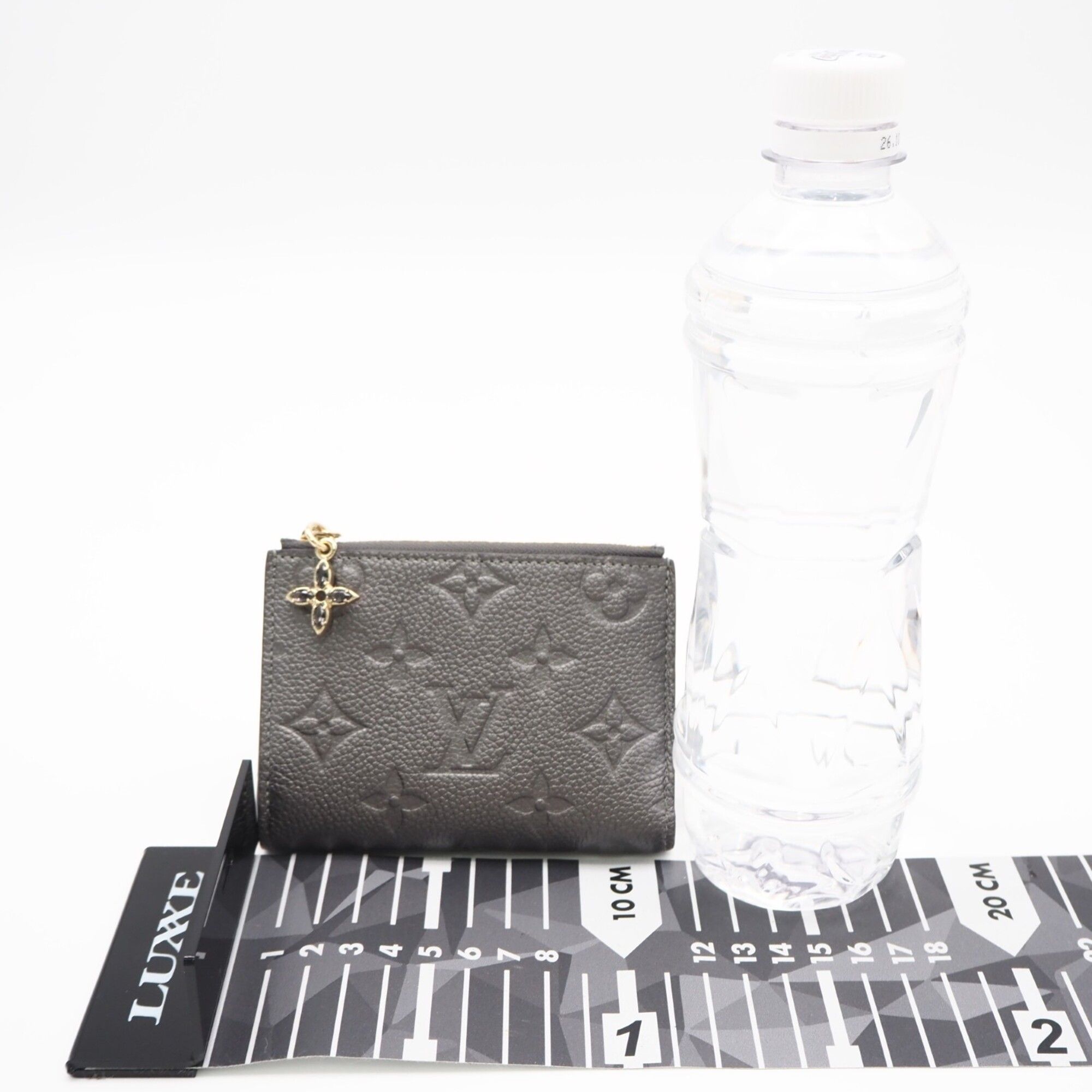 Leather Wallet (Bi-Fold) (Pre-Owned) - Louis Vuitton - Modalova