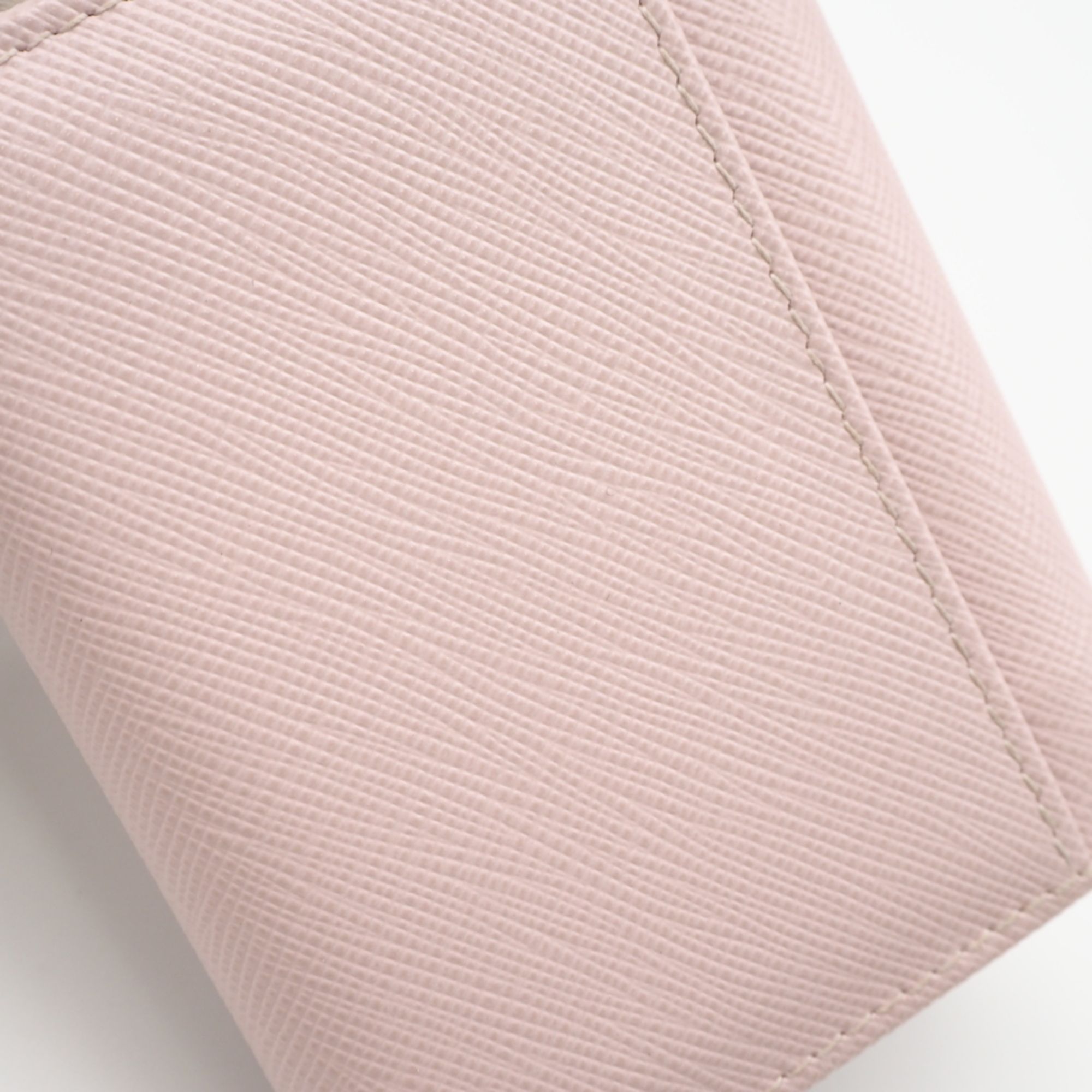 Saffiano Triangle Wallet (Tri-Fold) (Pre-Owned) - Prada - Modalova