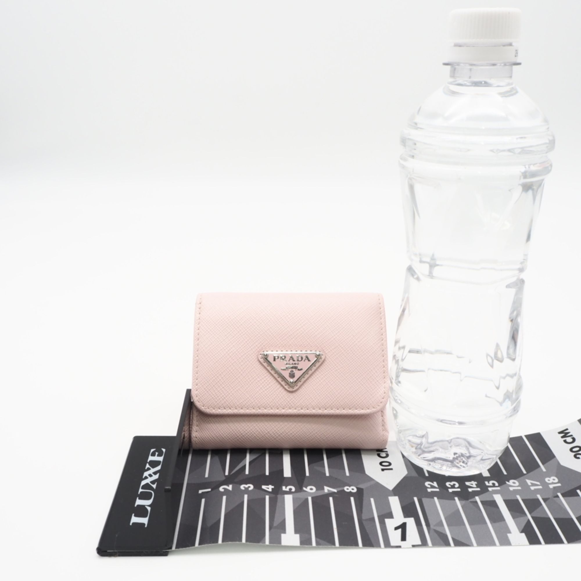 Saffiano Triangle Wallet (Tri-Fold) (Pre-Owned) - Prada - Modalova