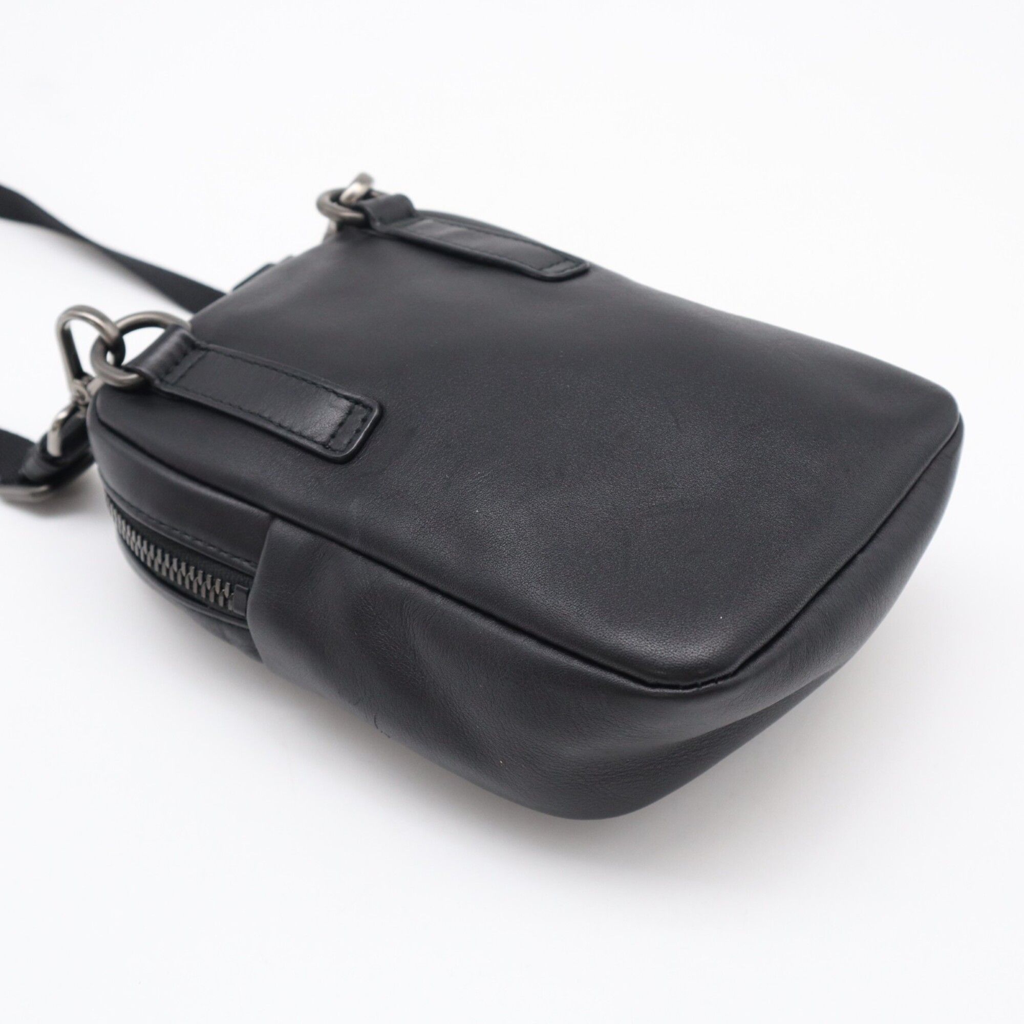 Leather Shoulder Bag (Pre-Owned) - Prada - Modalova