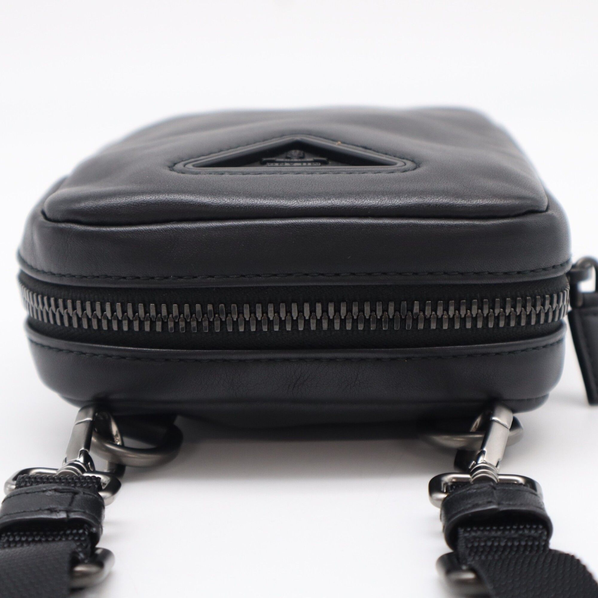 Leather Shoulder Bag (Pre-Owned) - Prada - Modalova