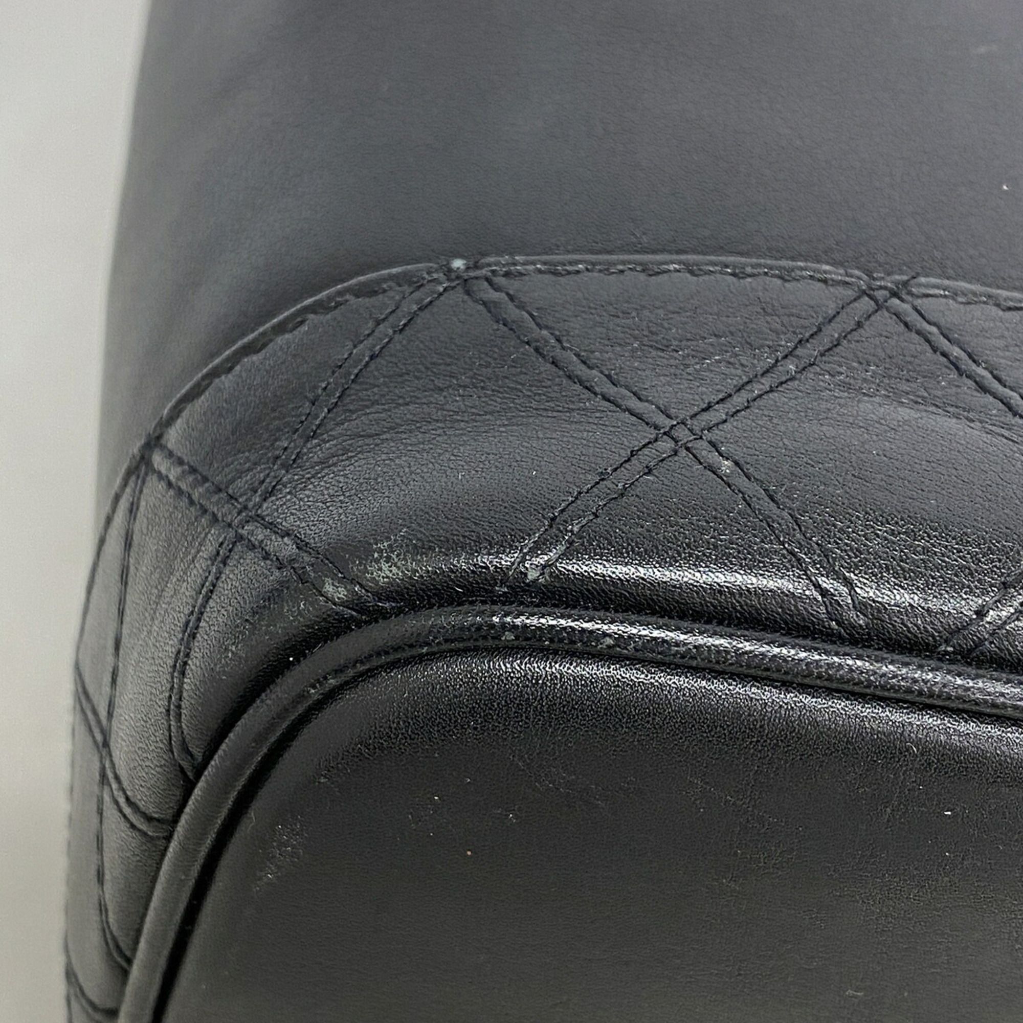 Leather Vanity Bag (Pre-Owned) - Chanel - Modalova
