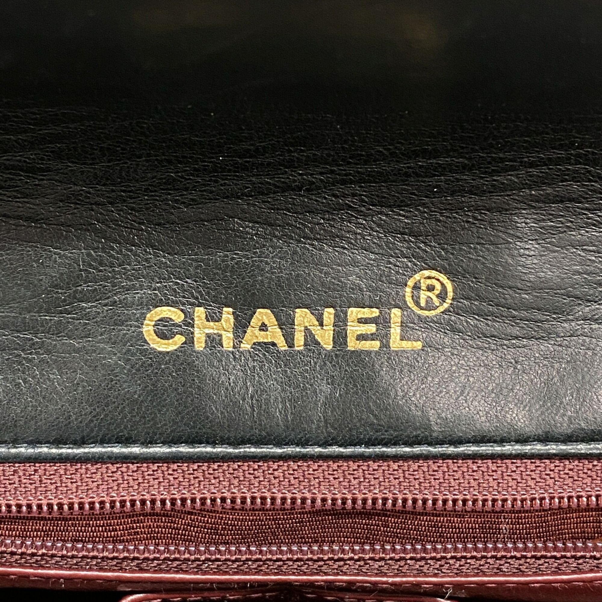 Leather Shoulder Bag (Pre-Owned) - Chanel - Modalova