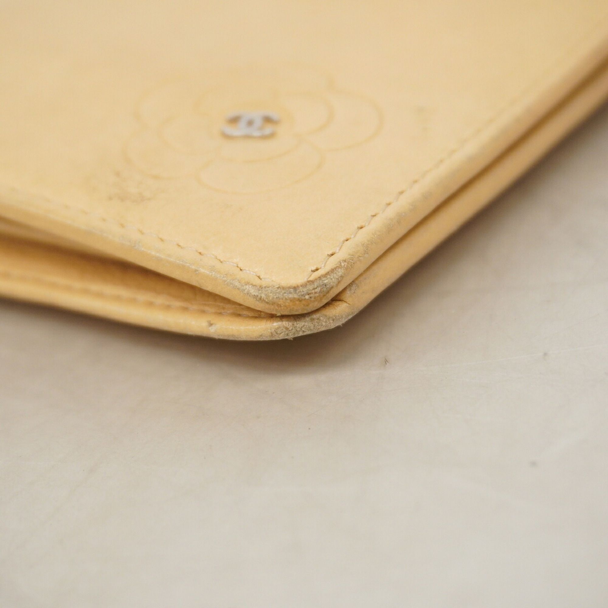 Leather Long Wallet (Bi-Fold) (Pre-Owned) - Chanel - Modalova