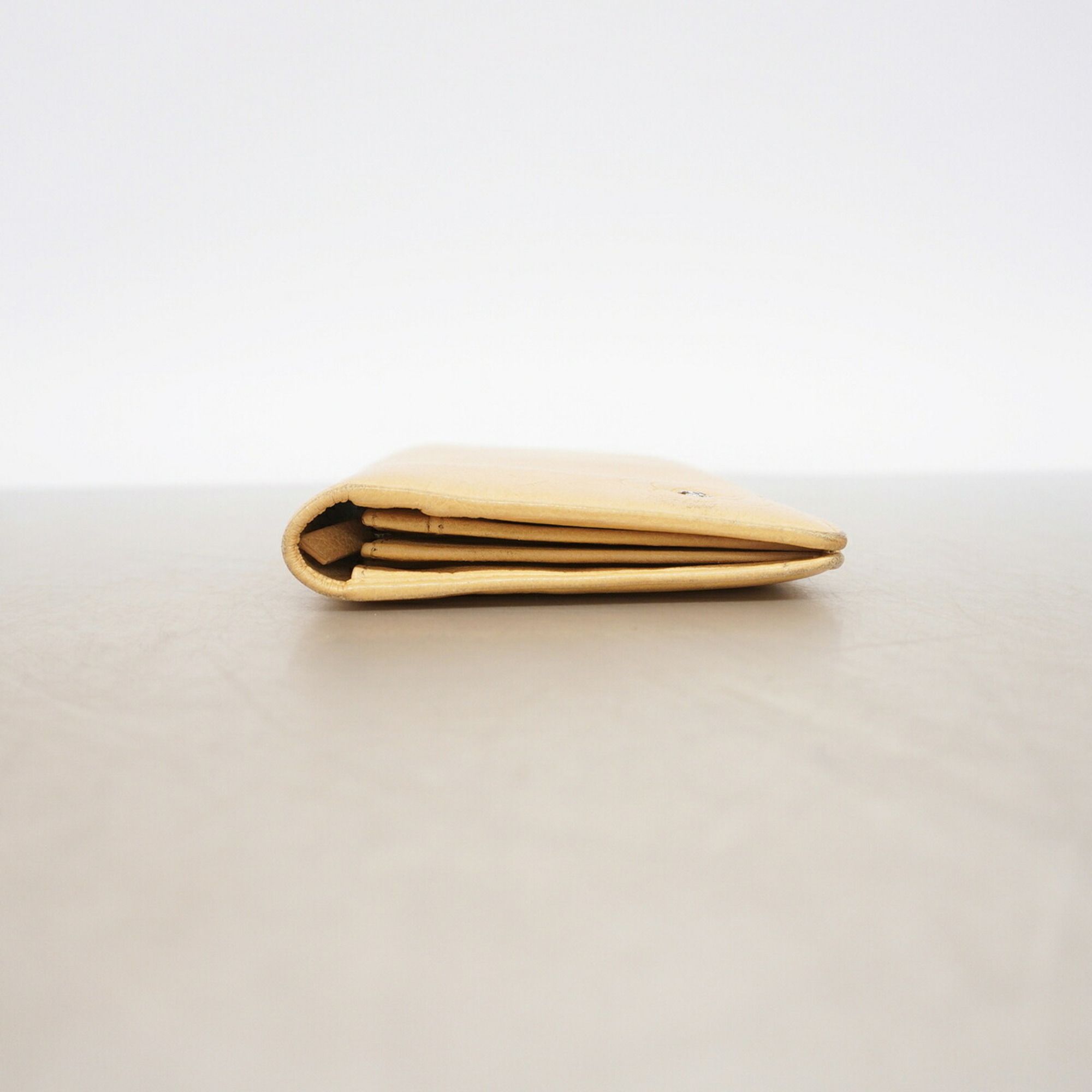 Leather Long Wallet (Bi-Fold) (Pre-Owned) - Chanel - Modalova