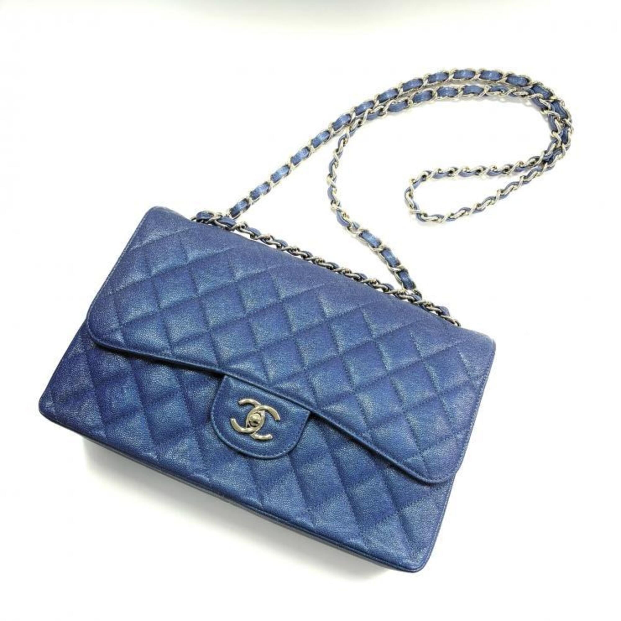 Grained Calfskin Shoulder Bag (Pre-Owned) - Chanel - Modalova