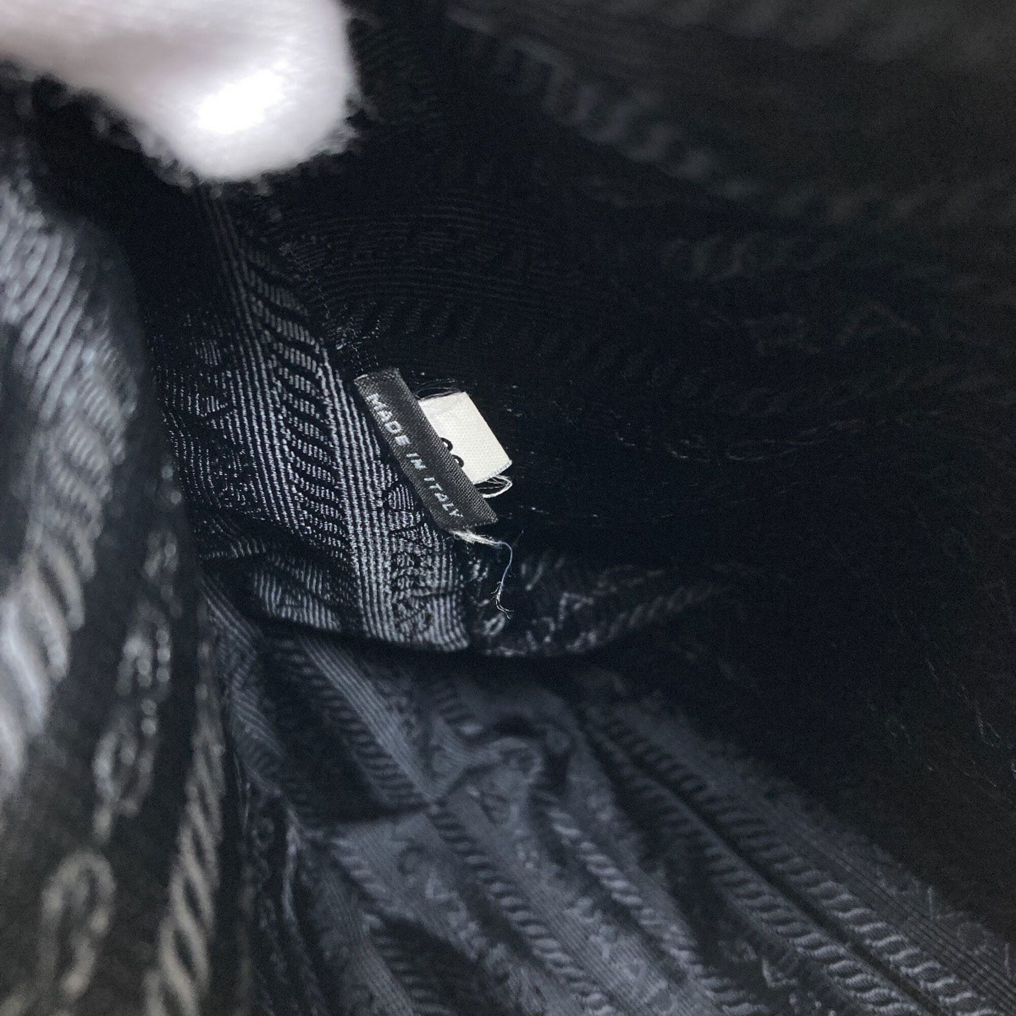 Nylon Shoulder Bag (Pre-Owned) - Prada - Modalova