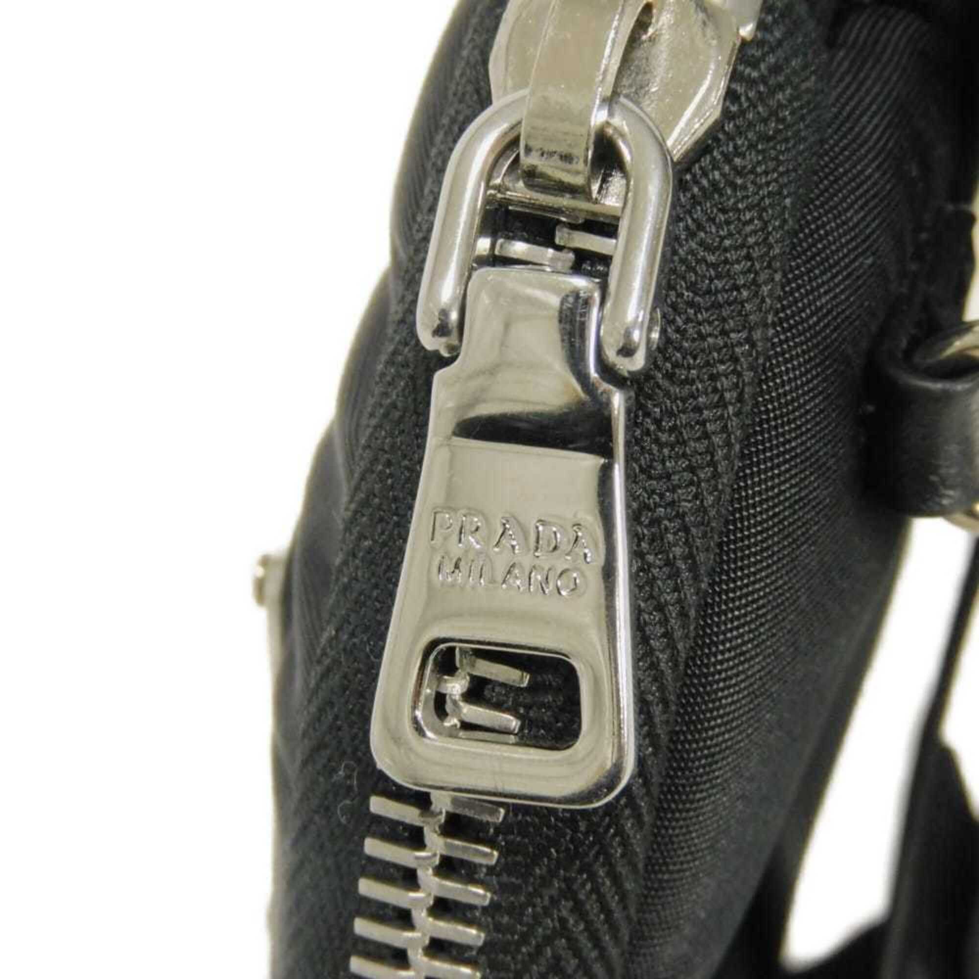 Nylon Shoulder Bag (Pre-Owned) - Prada - Modalova