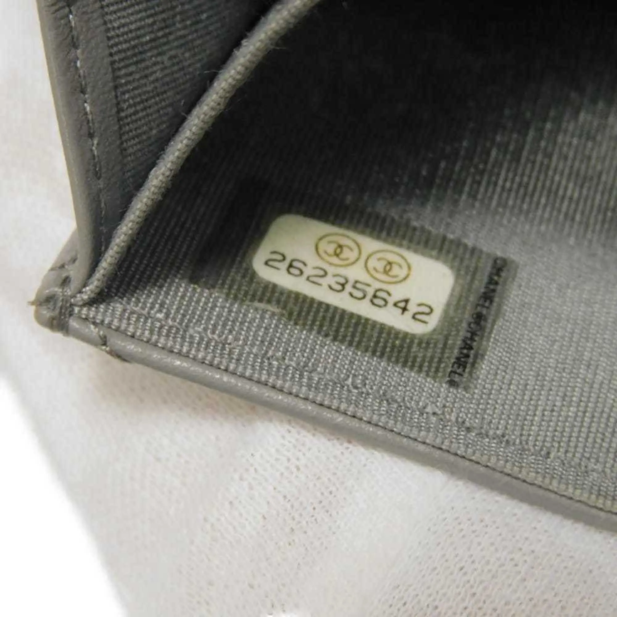 Leather Wallet (Bi-Fold) (Pre-Owned) - Chanel - Modalova
