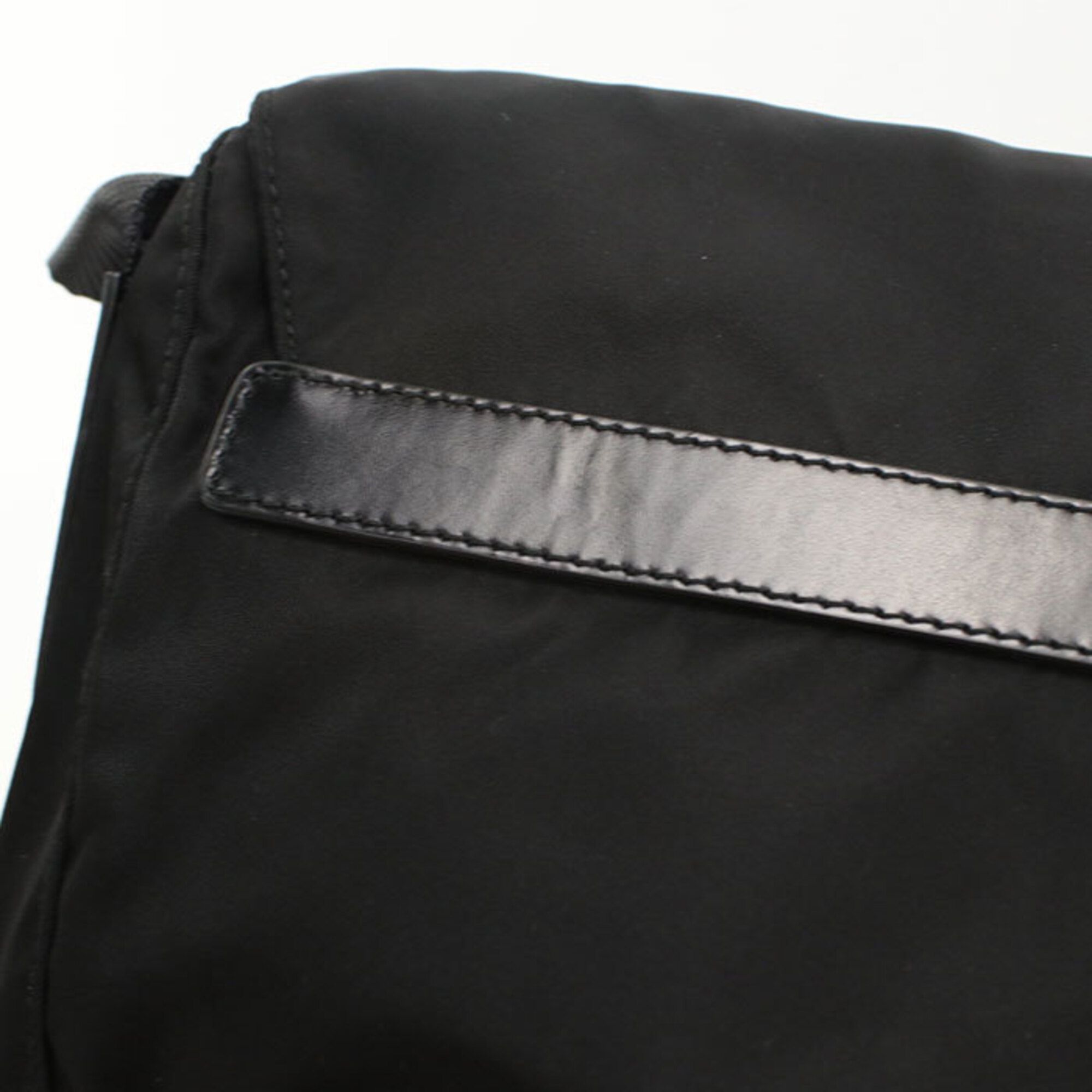 Nylon Shoulder Bag (Pre-Owned) - Prada - Modalova