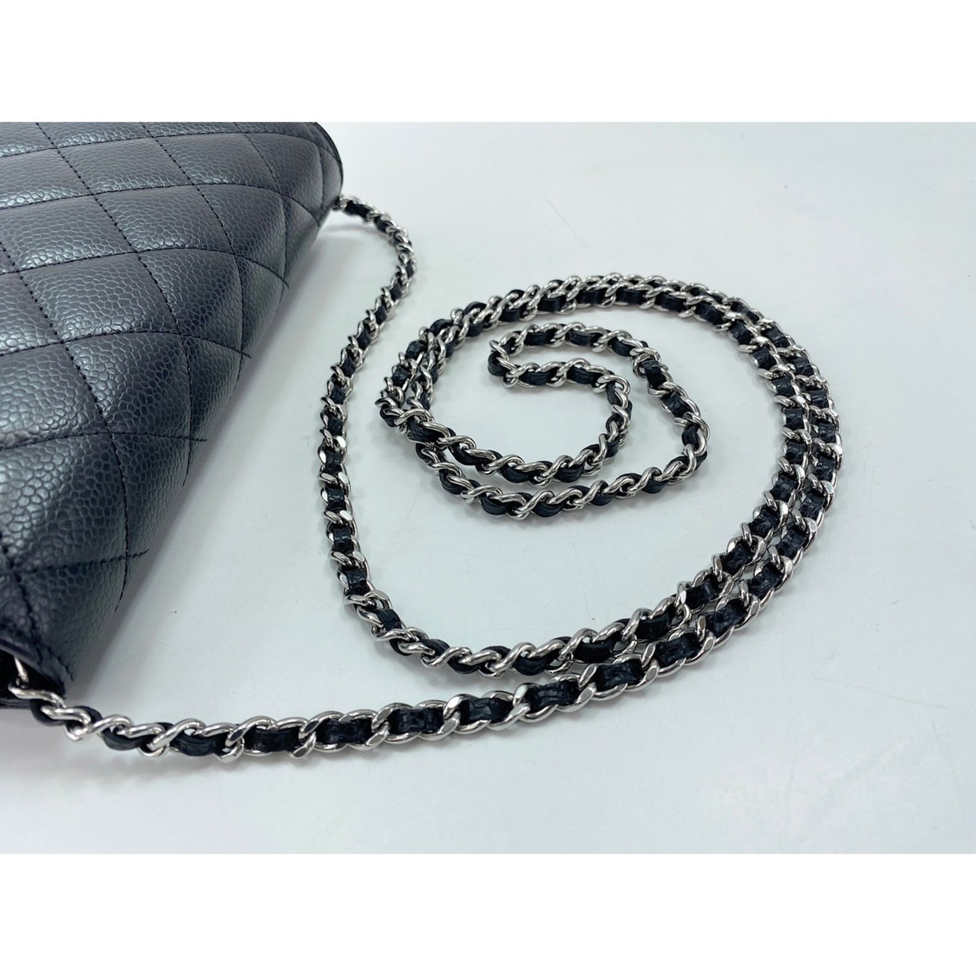 Matelasse Shoulder Bag (Pre-Owned) - Chanel - Modalova