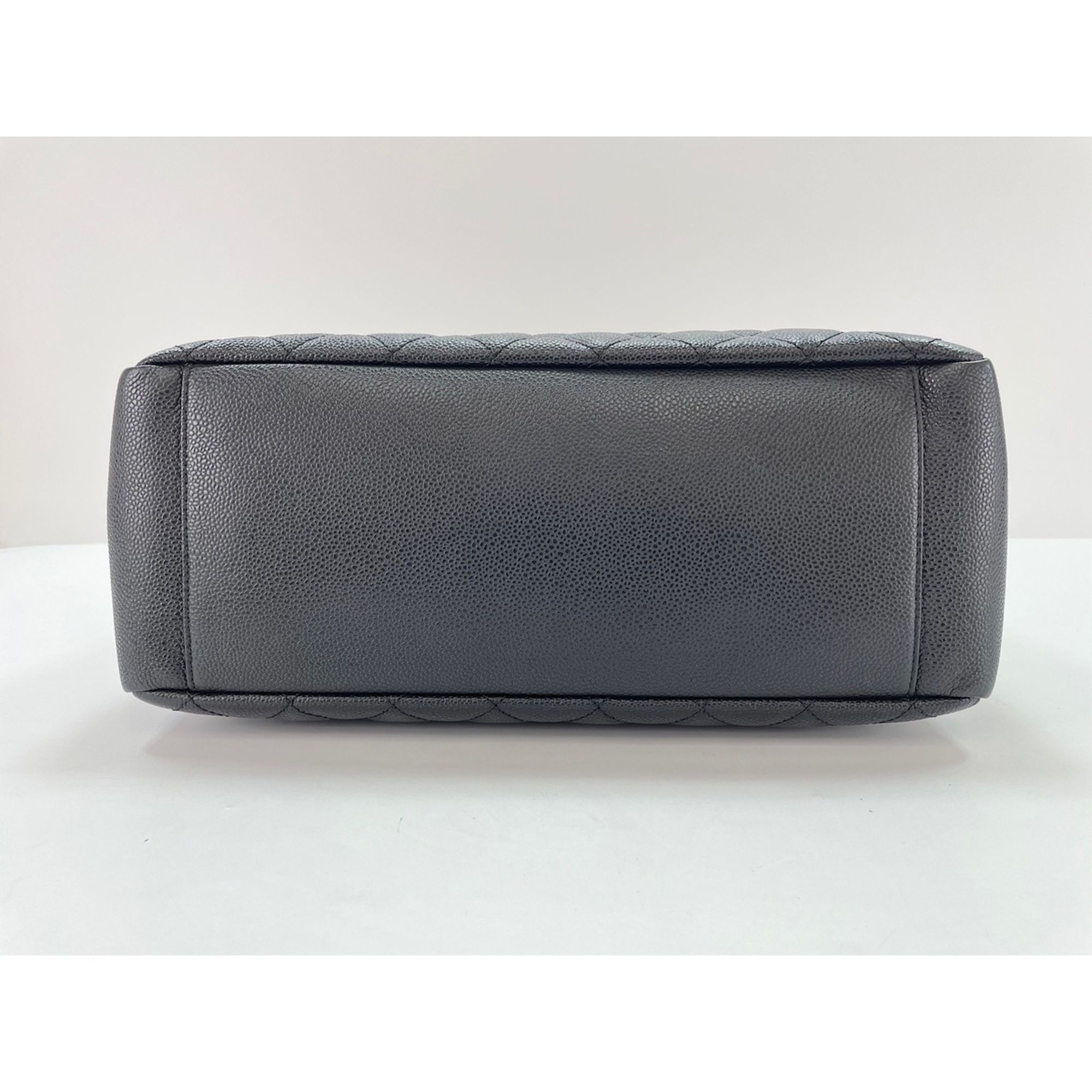 Chanel Black Tote Bag (Pre-Owned) - Chanel - Modalova