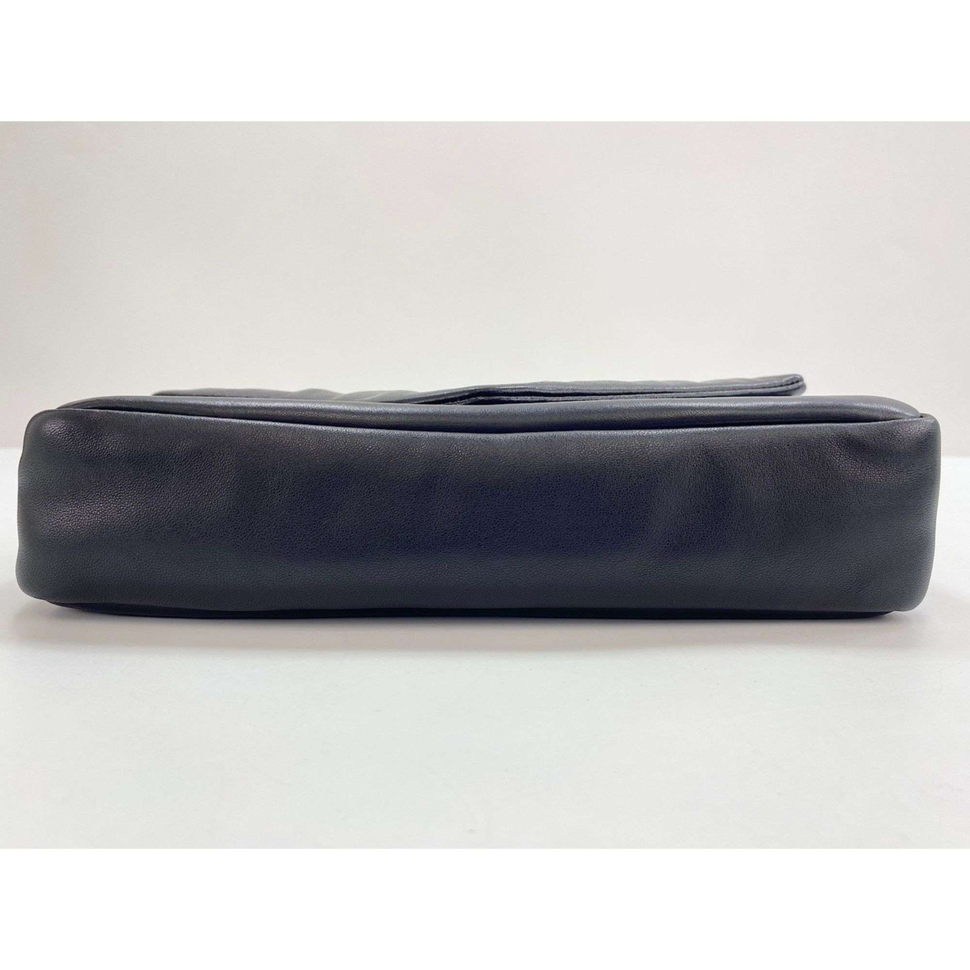 Shoulder Bag (Pre-Owned) - Yves Saint Laurent - Modalova