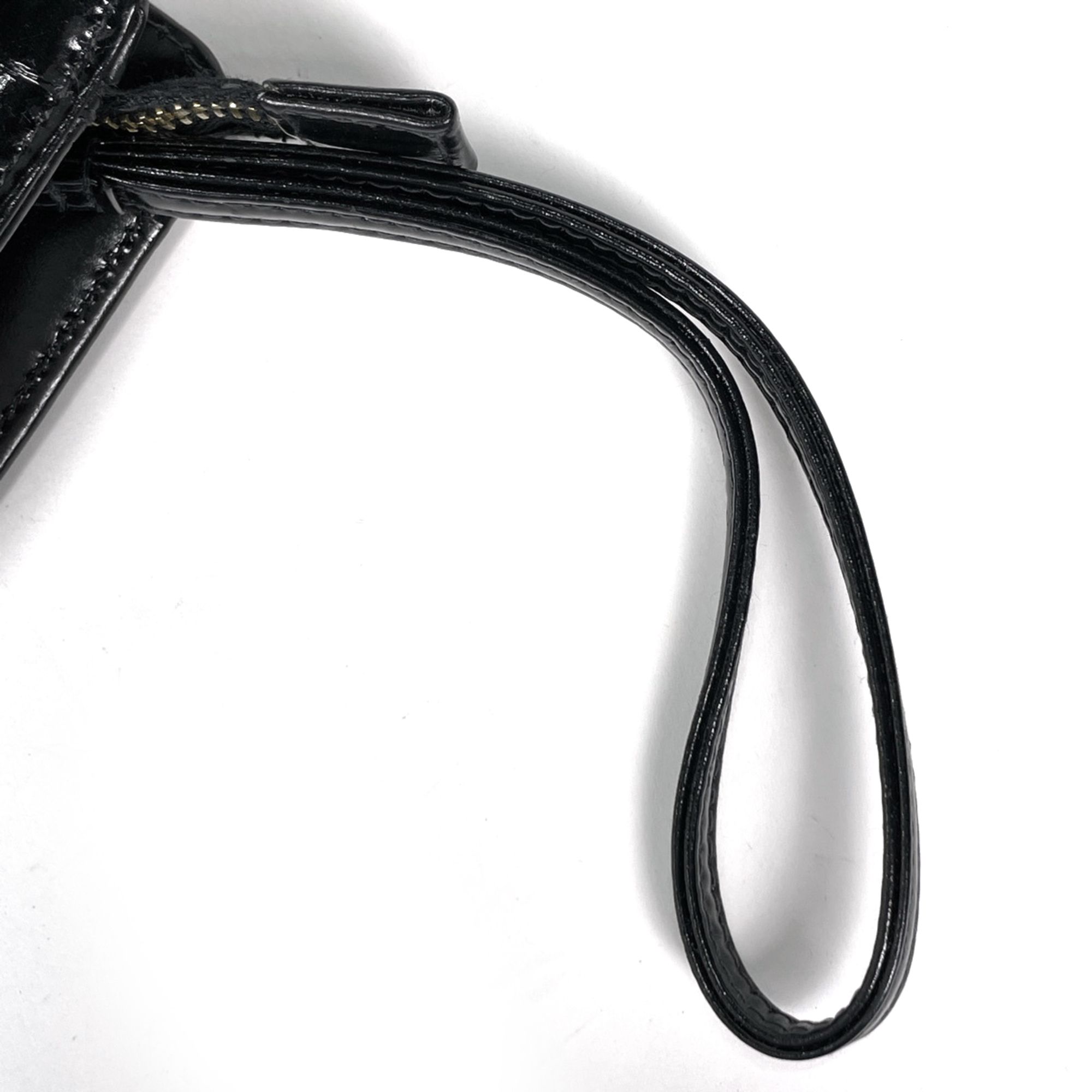 Patent Leather Pouch (Pre-Owned) - Chanel - Modalova