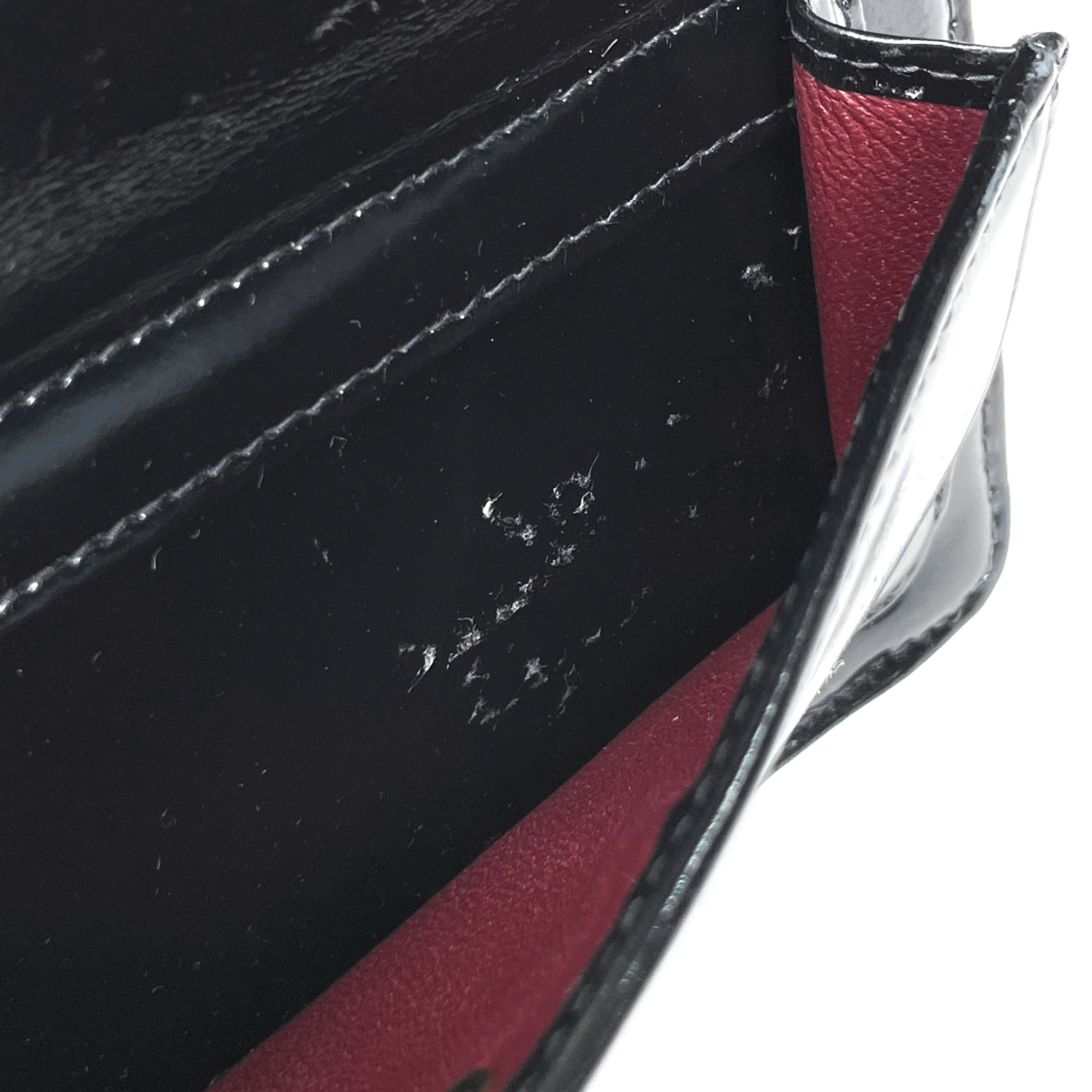 Patent Leather Pouch (Pre-Owned) - Chanel - Modalova