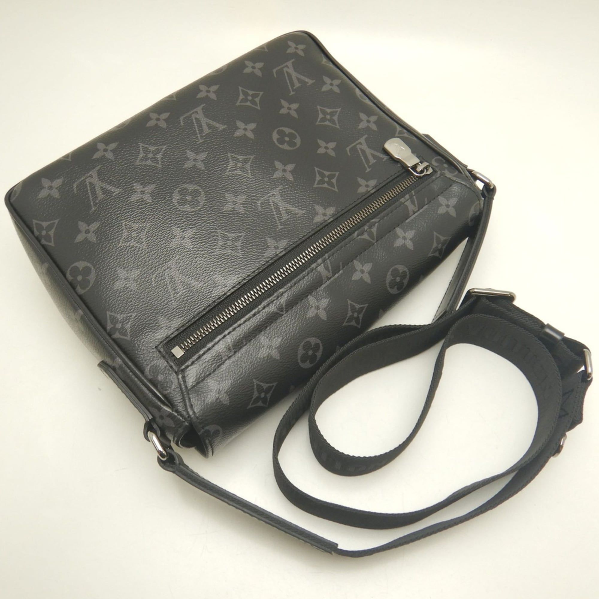 Monogram Eclipse Shoulder Bag (Pre-Owned) - Louis Vuitton - Modalova