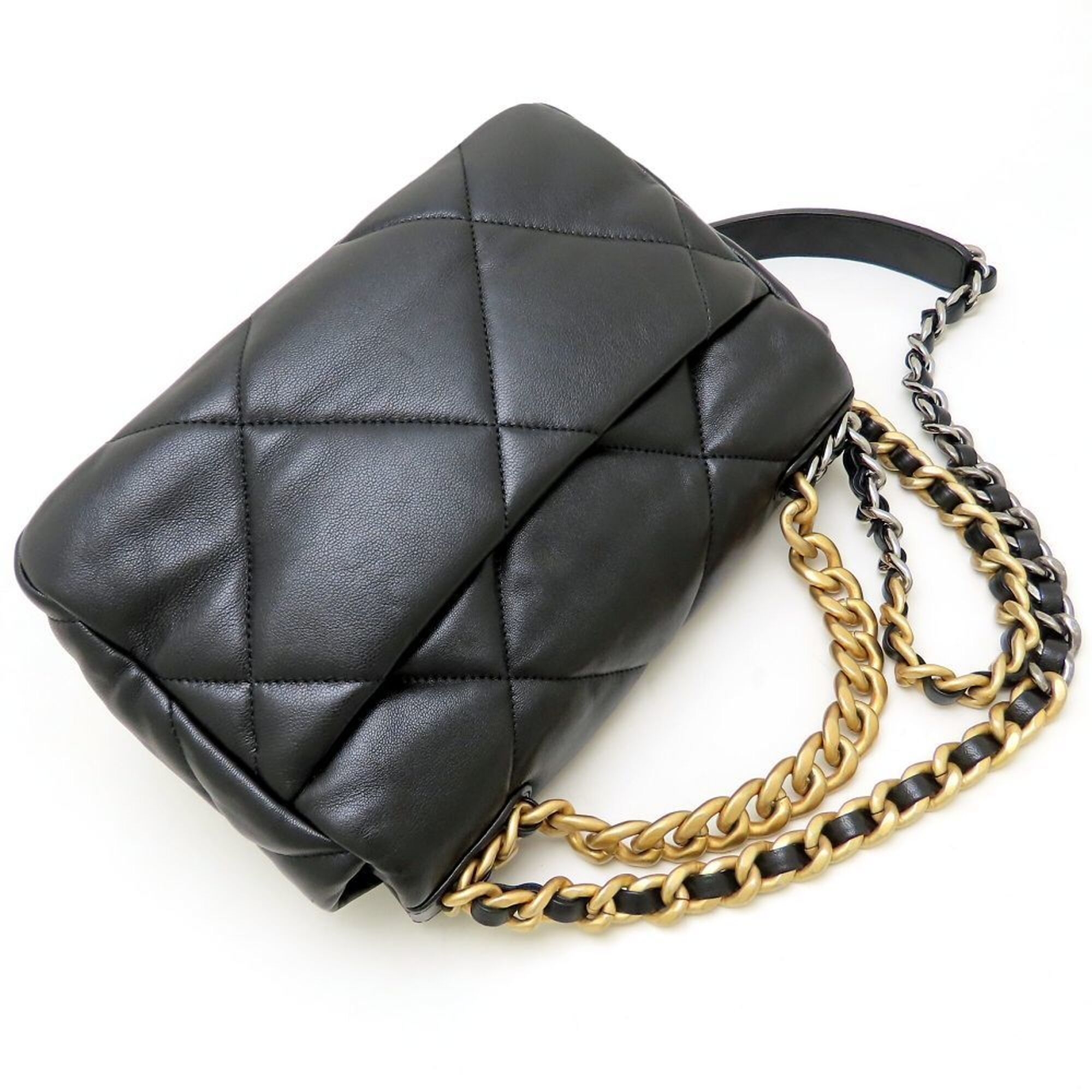 Leather Shoulder Bag (Pre-Owned) - Chanel - Modalova