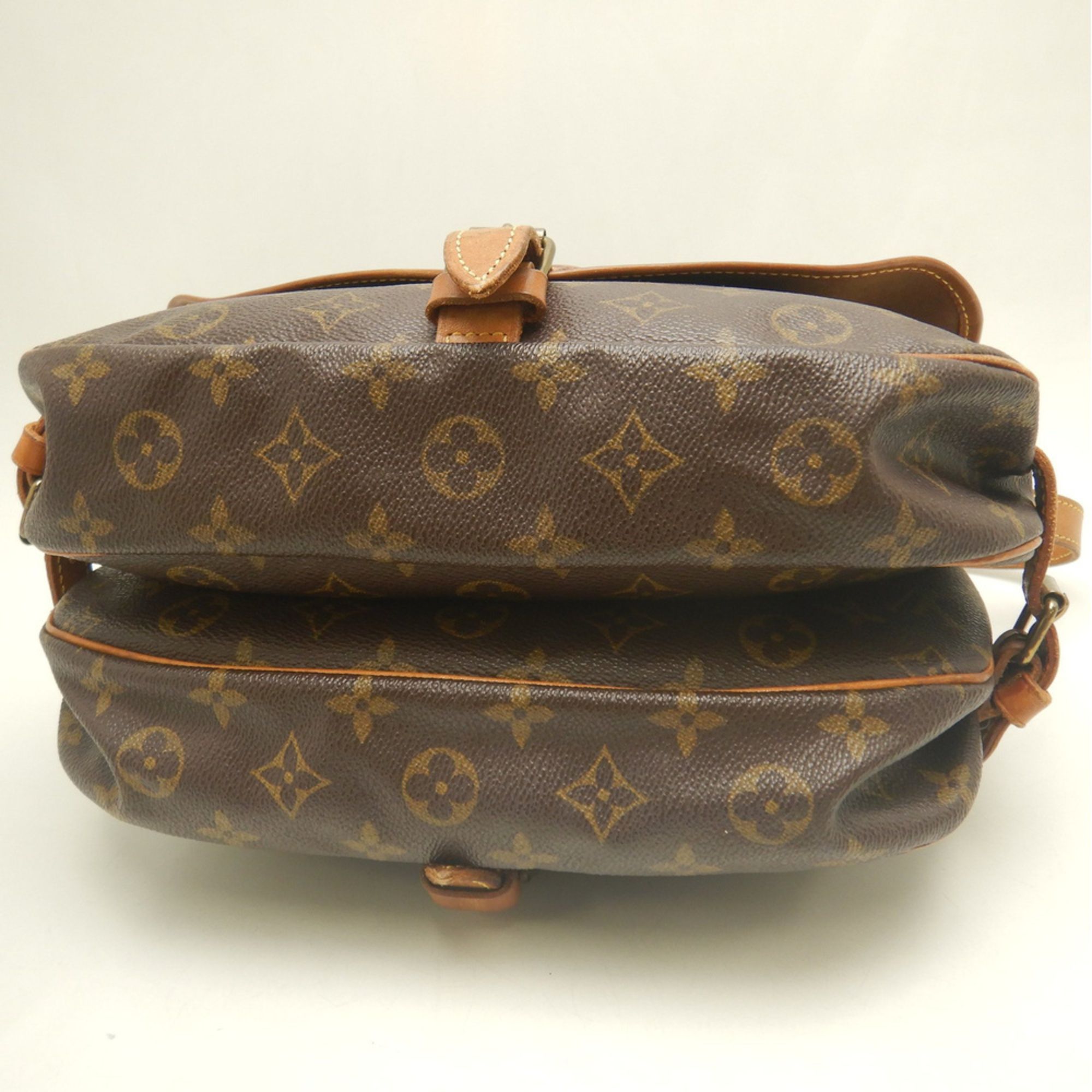 Monogram Canvas Shoulder Bag (Pre-Owned) - Louis Vuitton - Modalova