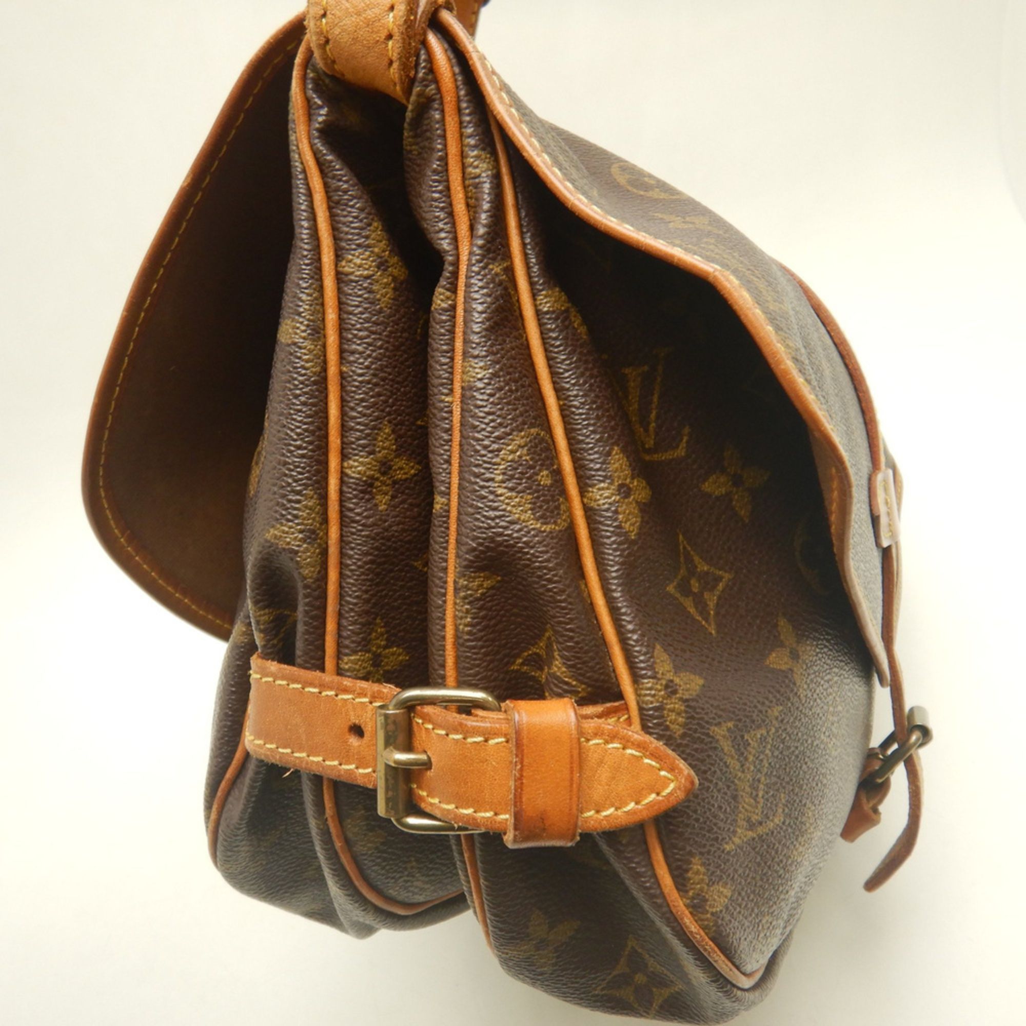 Monogram Canvas Shoulder Bag (Pre-Owned) - Louis Vuitton - Modalova
