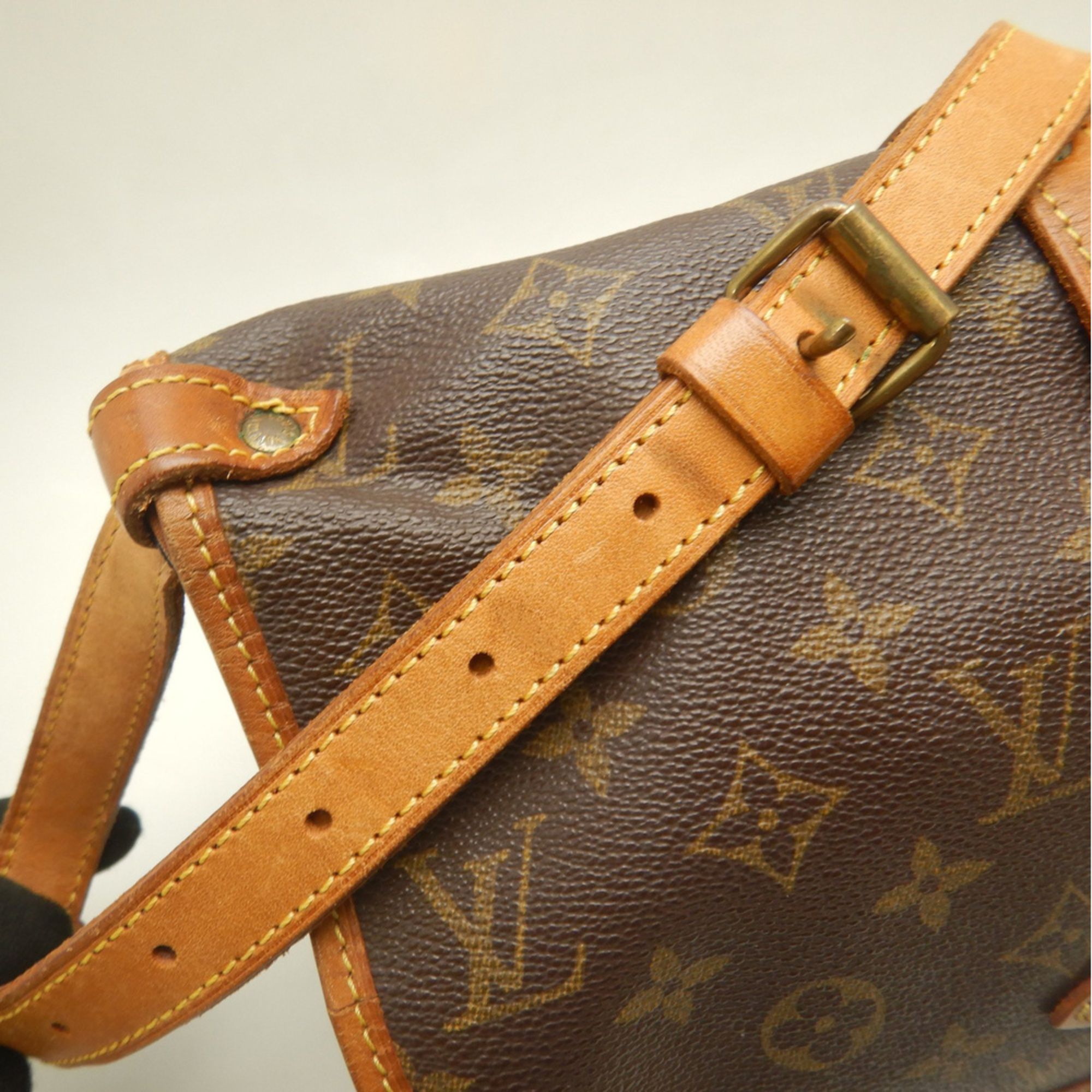 Monogram Canvas Shoulder Bag (Pre-Owned) - Louis Vuitton - Modalova