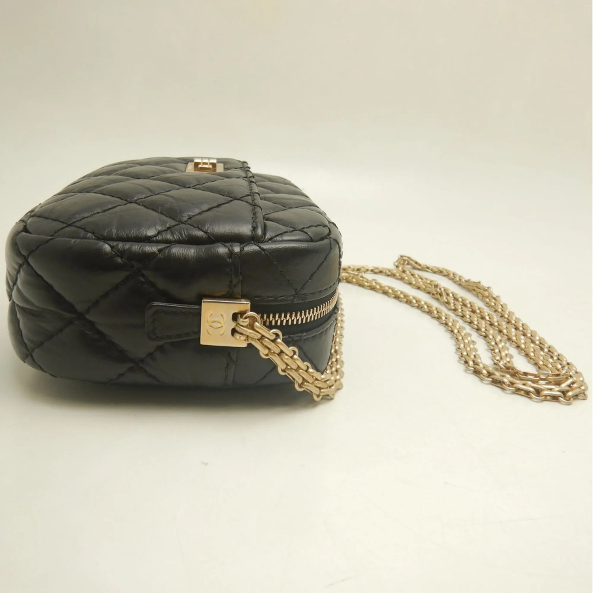 Leather Shoulder Bag (Pre-Owned) - Chanel - Modalova