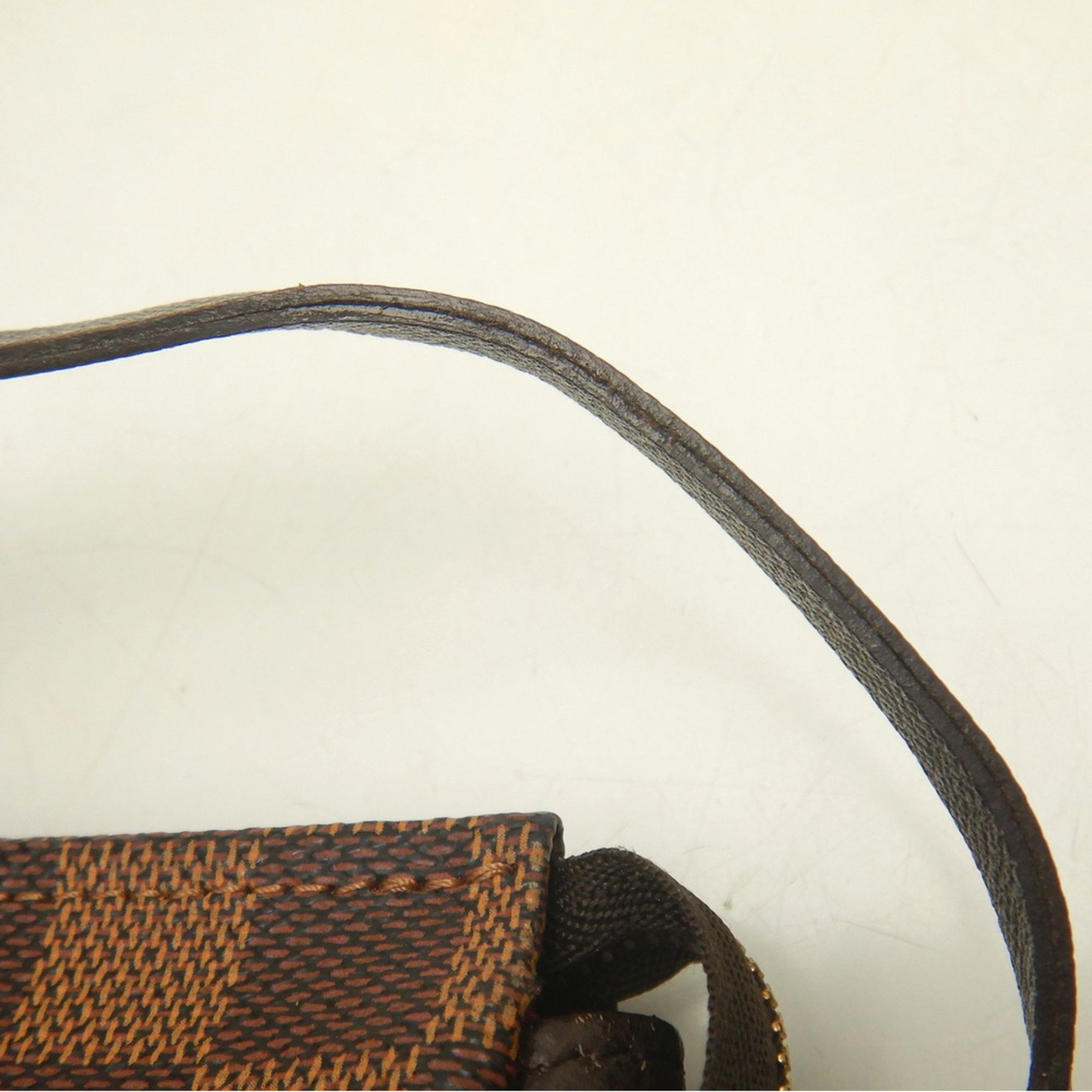 Damier Canvas Pouch (Pre-Owned) - Louis Vuitton - Modalova