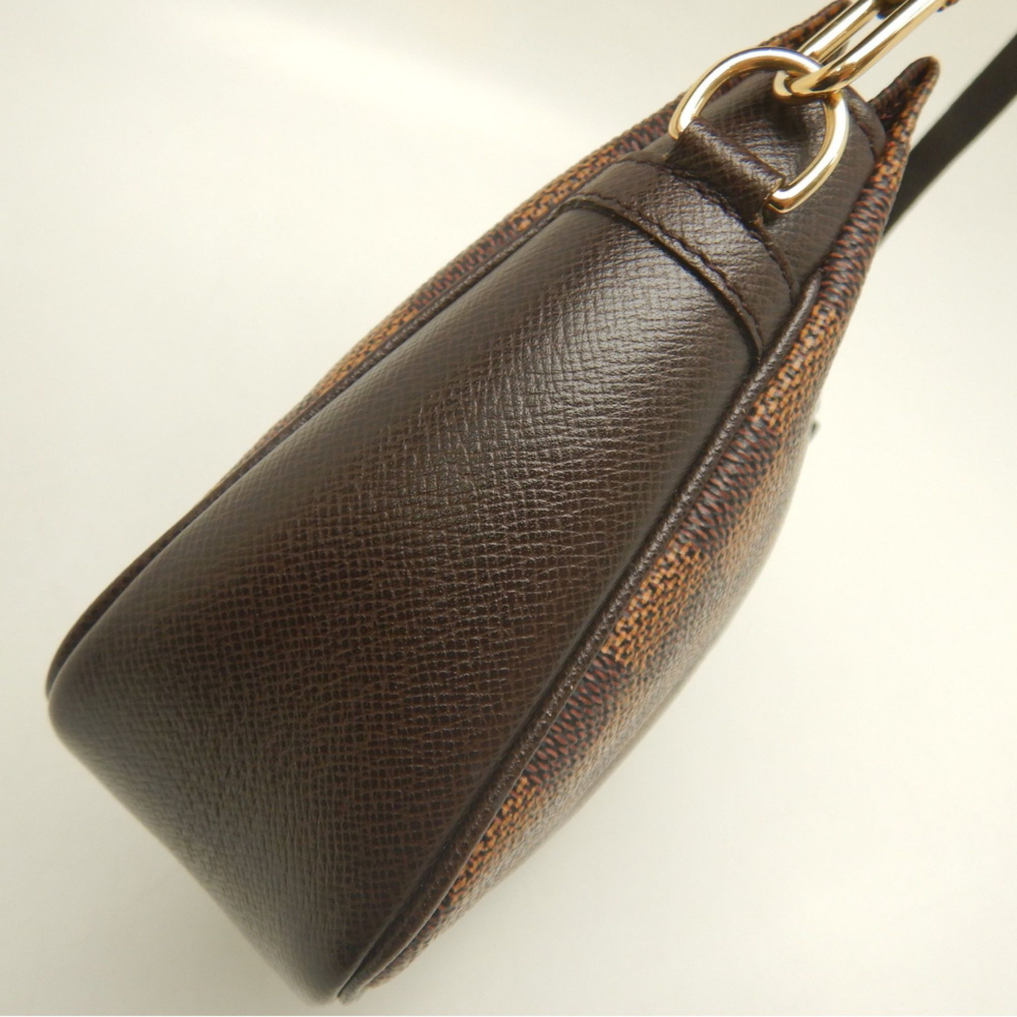 Damier Canvas Pouch (Pre-Owned) - Louis Vuitton - Modalova