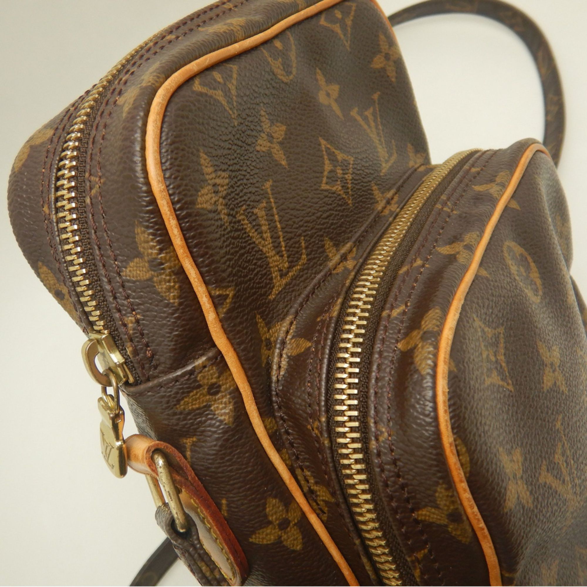 Monogram Canvas Shoulder Bag (Pre-Owned) - Louis Vuitton - Modalova