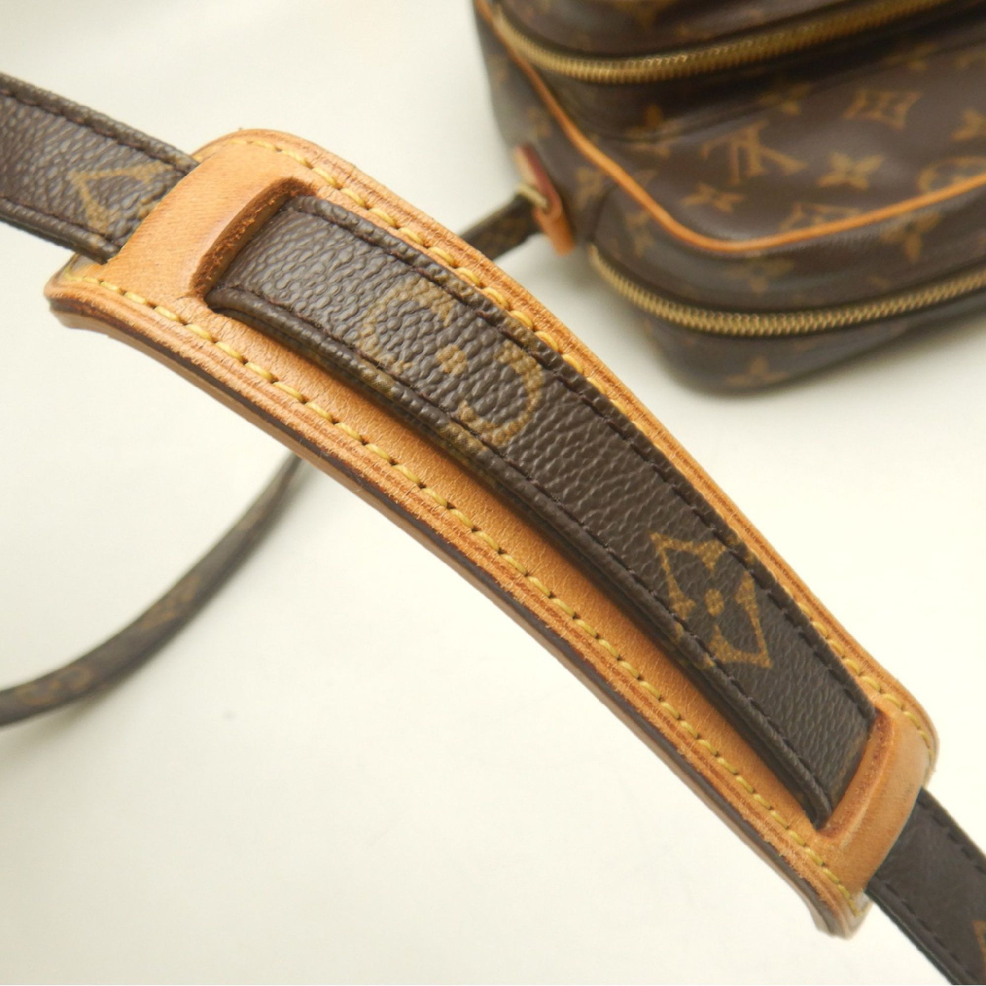 Monogram Canvas Shoulder Bag (Pre-Owned) - Louis Vuitton - Modalova