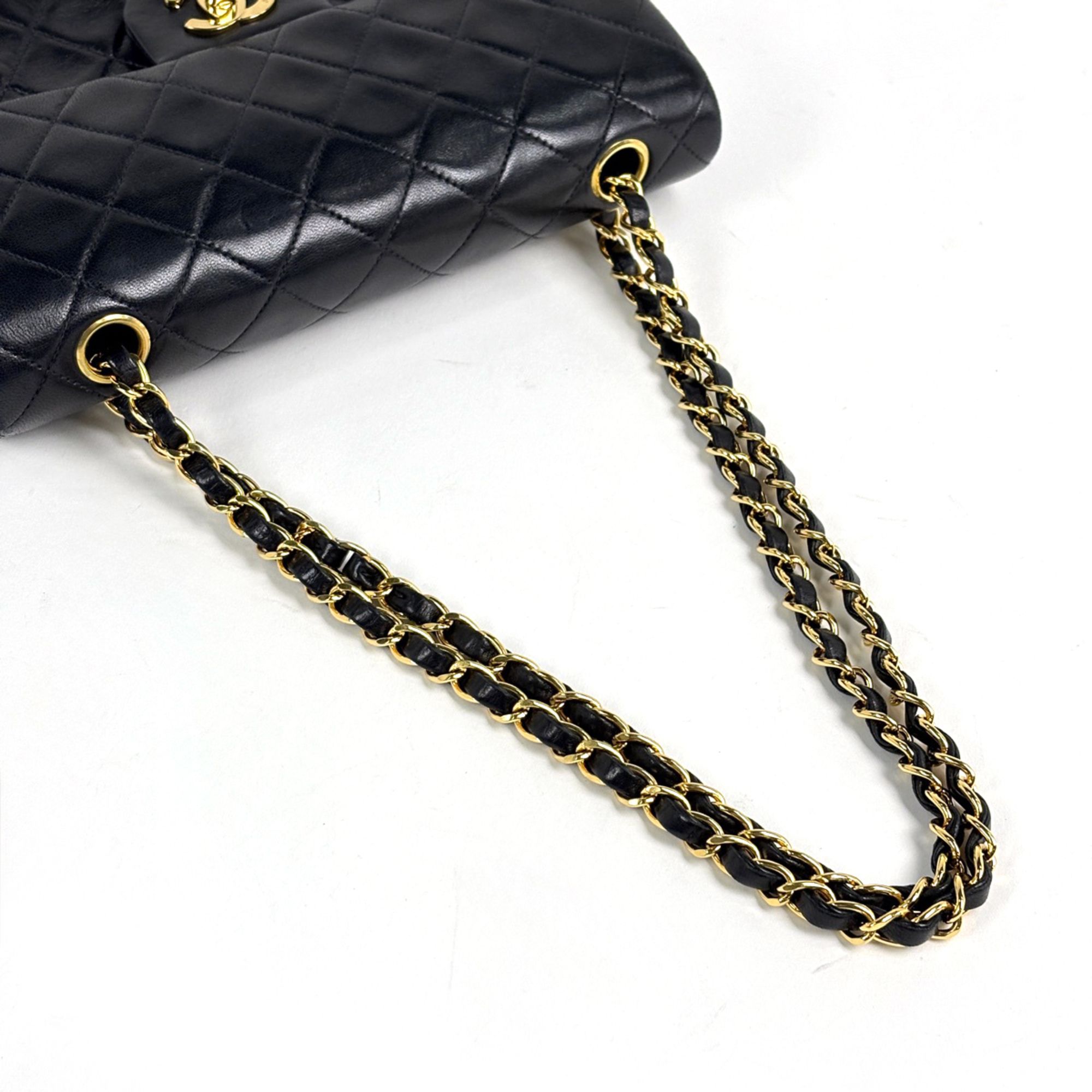 Leather Shoulder Bag (Pre-Owned) - Chanel - Modalova