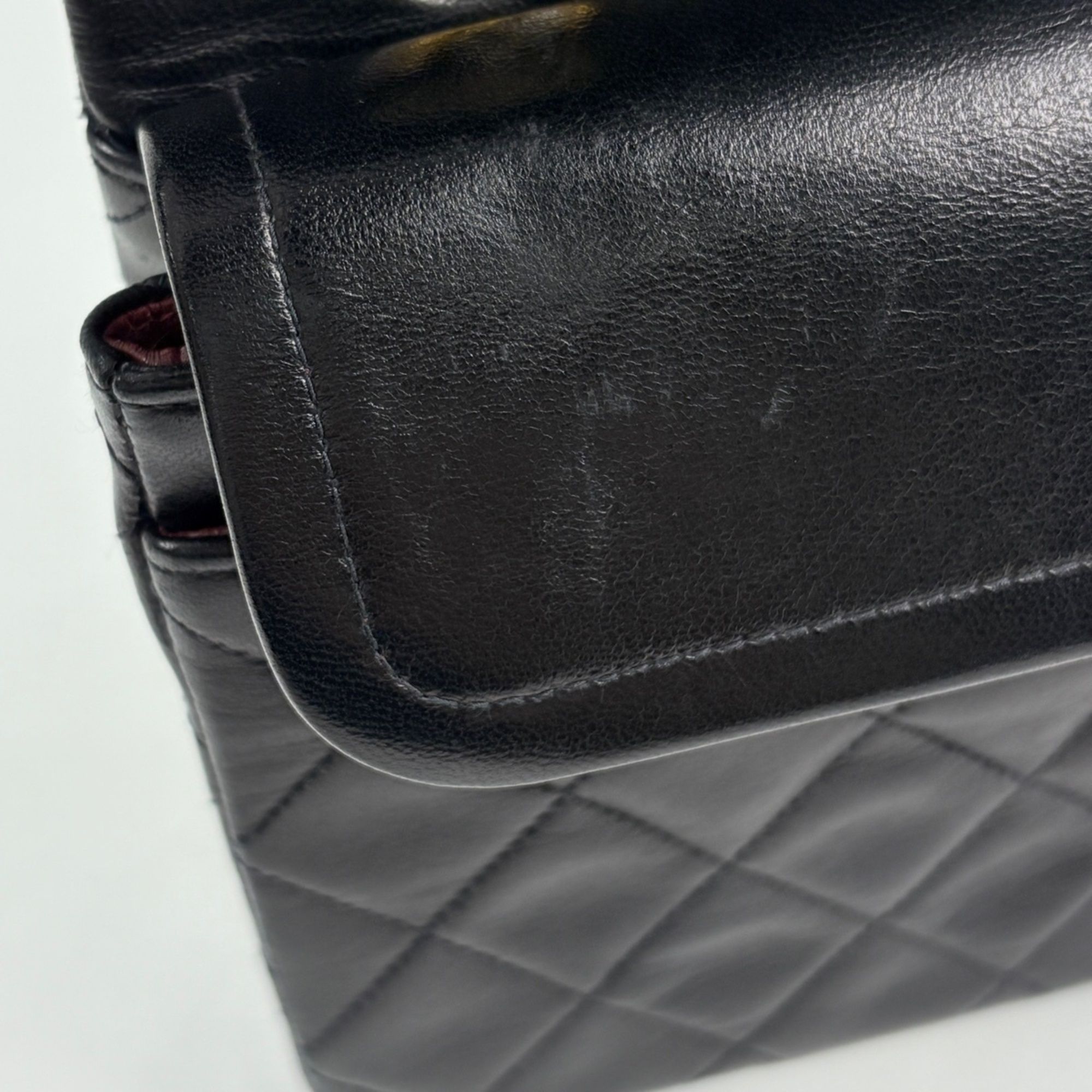 Leather Shoulder Bag (Pre-Owned) - Chanel - Modalova